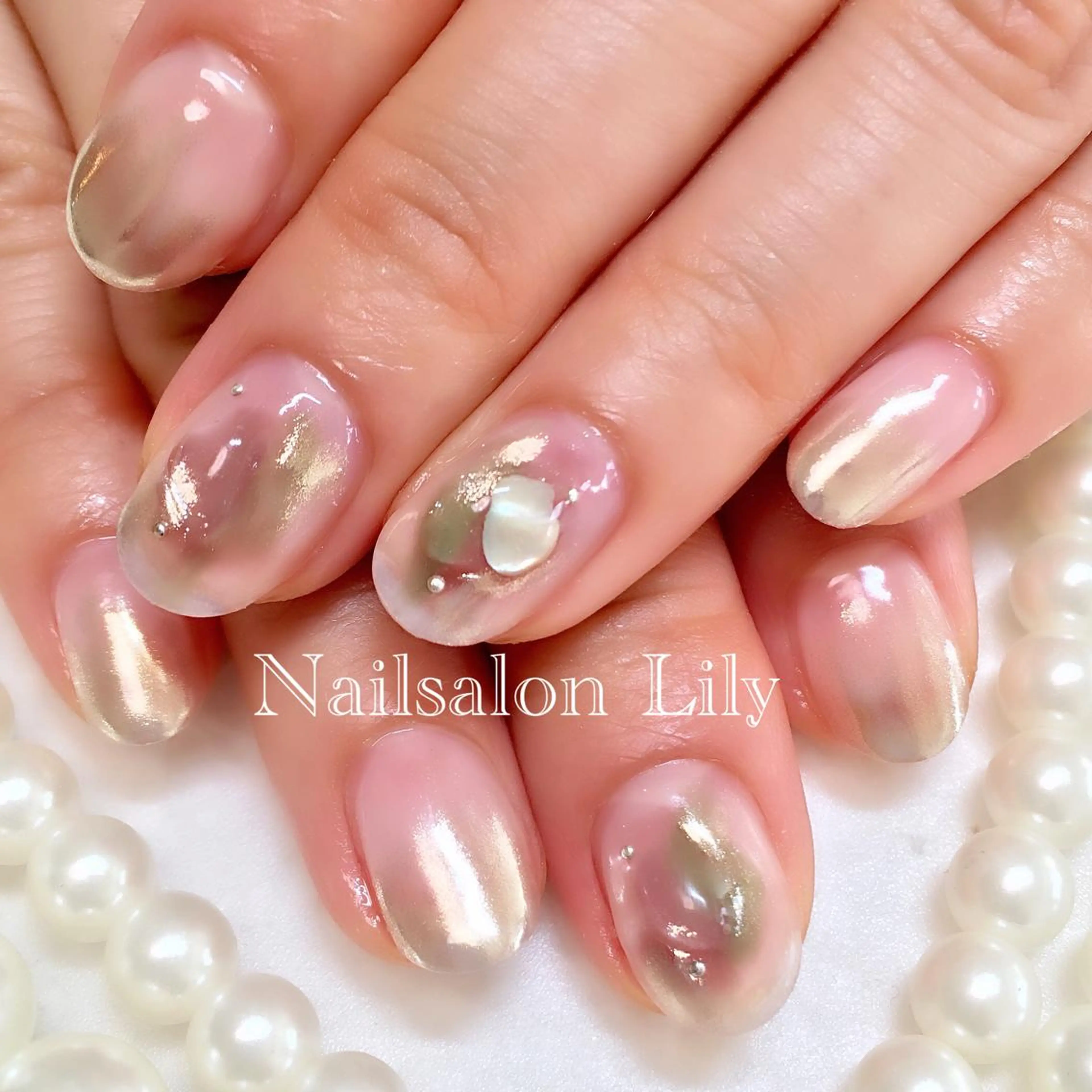 ネイル ニュアンスネイル Nailsalon Lilyのネイルデザイン