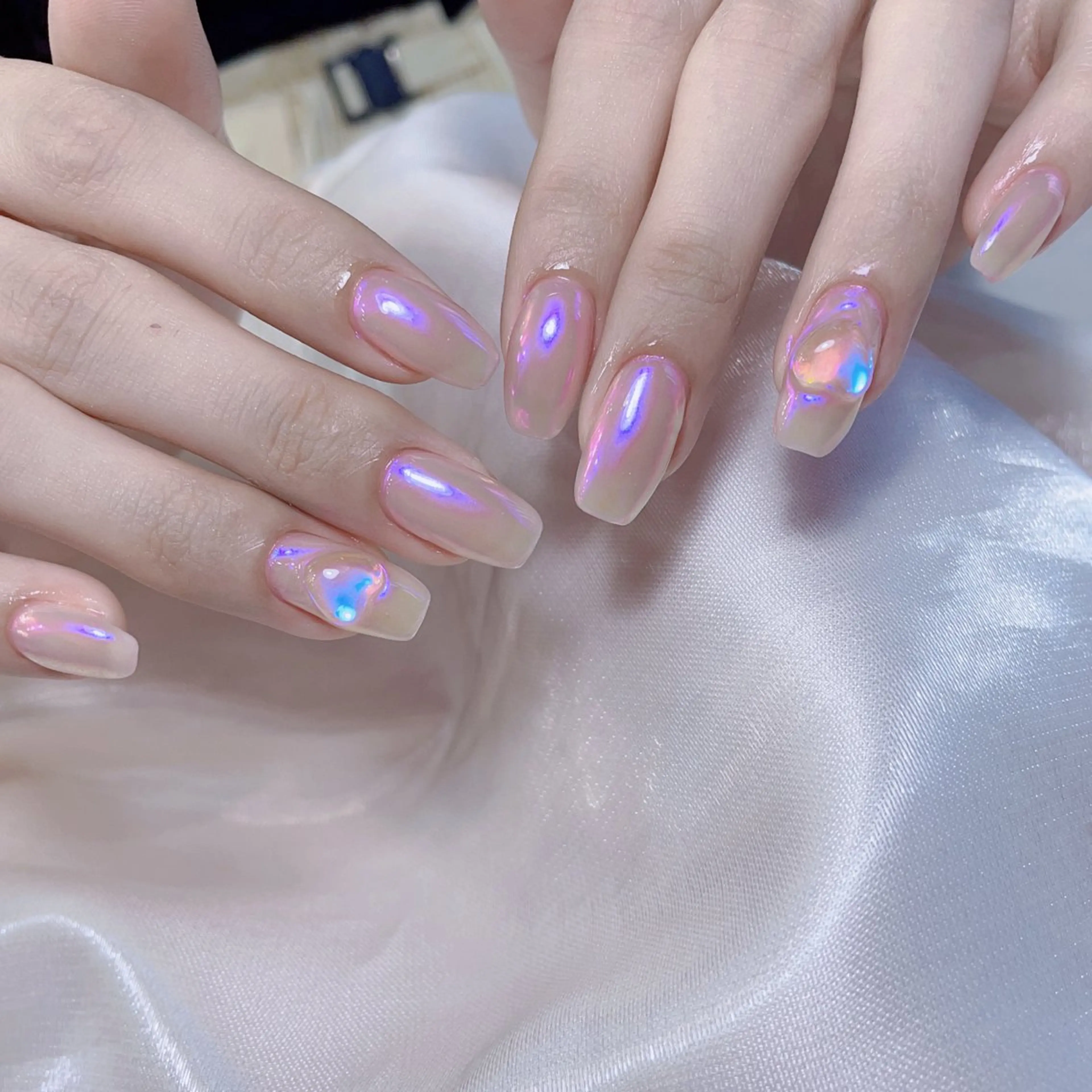 🫧💗ミラー／オーロラ／ユニコーンネイル🌈『初回ソフトジェルオフ無料』の写真