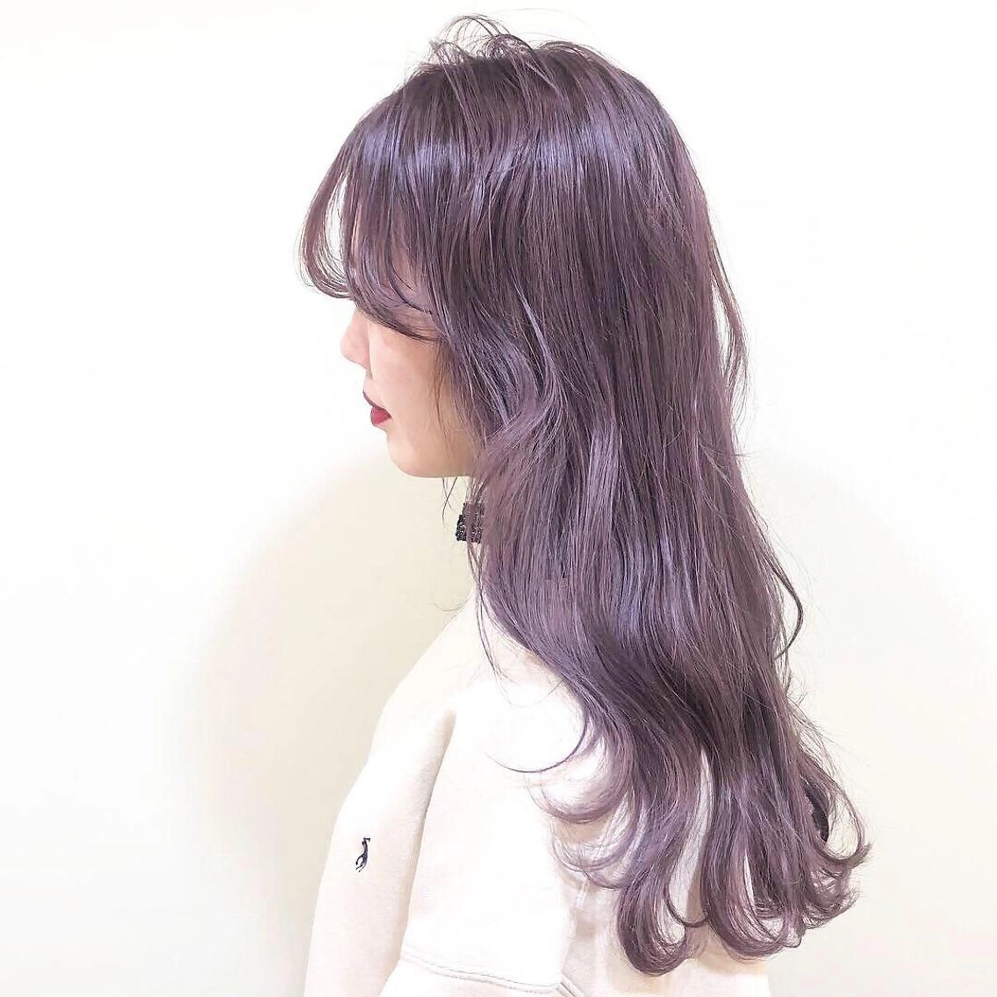 ロング カラー ANNA ／艶髪／ハイトーンのヘアスタイル