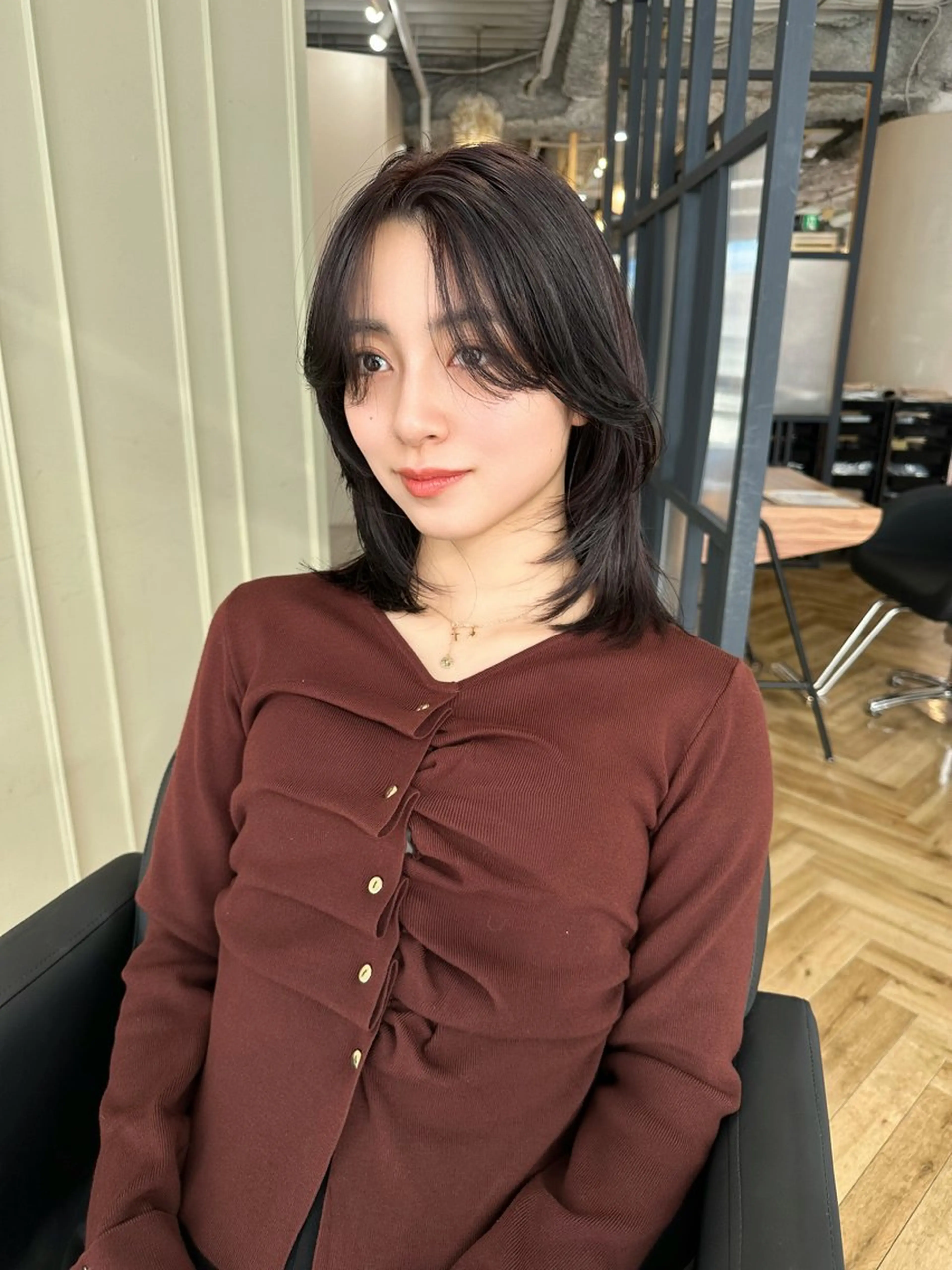 ミディアム ボブレイヤー ボブ 顔まわりレイヤー レイヤーカット 鎌倉 彩のヘアスタイル