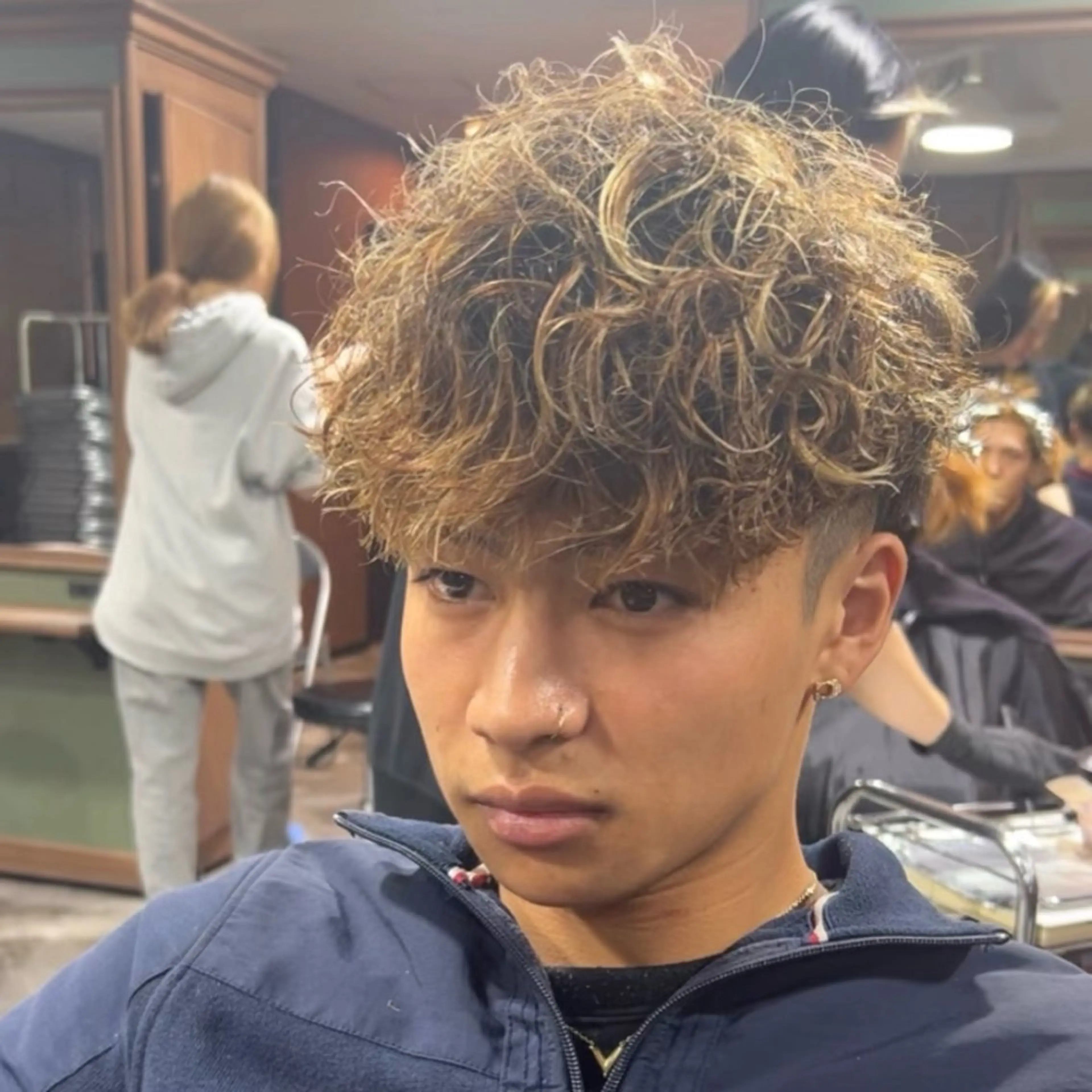 パーマ メンズ スペインカール グロウ天神所属・清潔感のある髪へ✨️ 井上一真のヘアスタイル