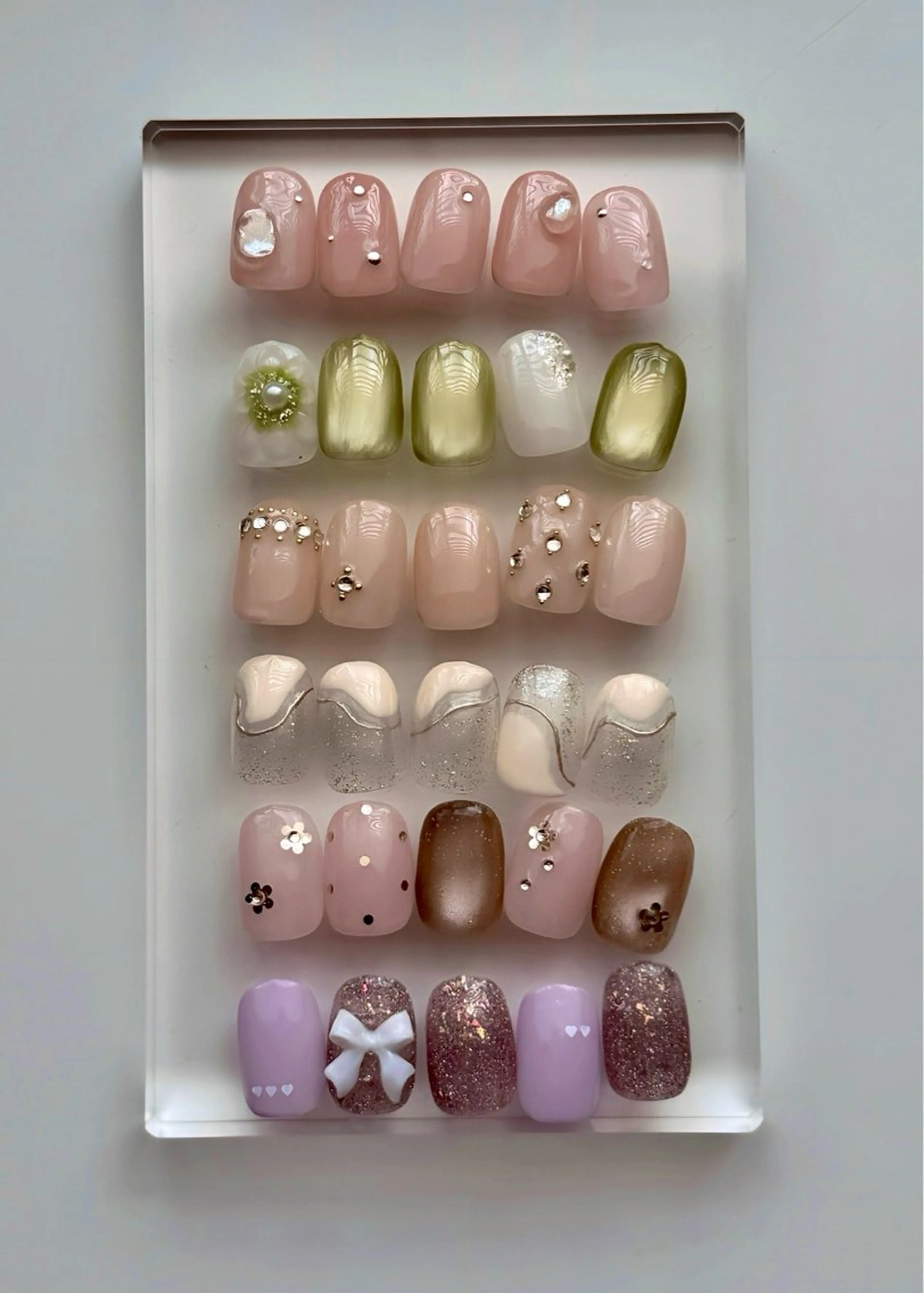 ネイル ニュアンス🌿‬ Aivy./アイビーのネイルデザイン