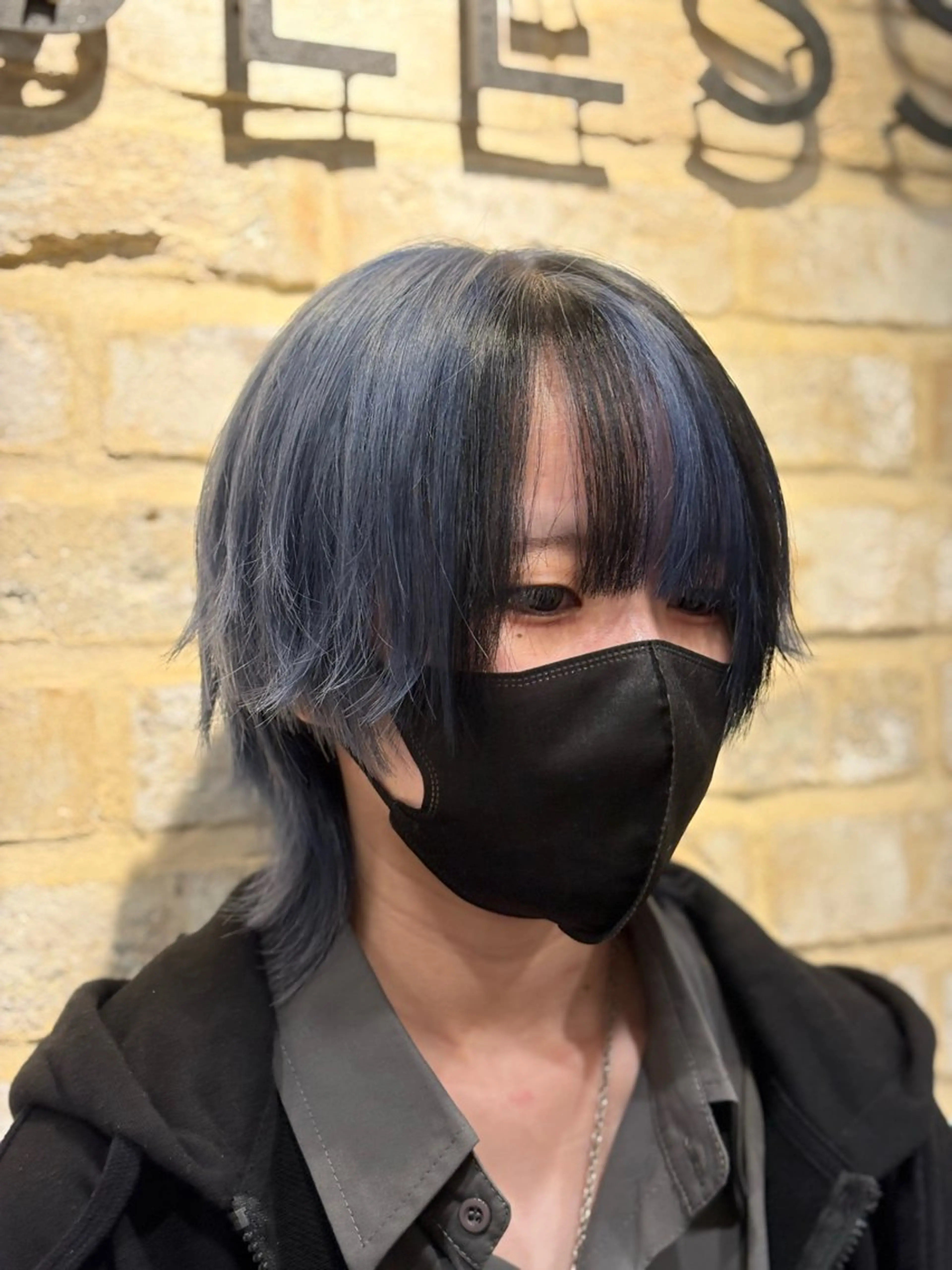 ショート ウルフカット カット ヘアカラー トリートメント ショート/レイヤー/ ボブ/安本和史のヘアスタイル