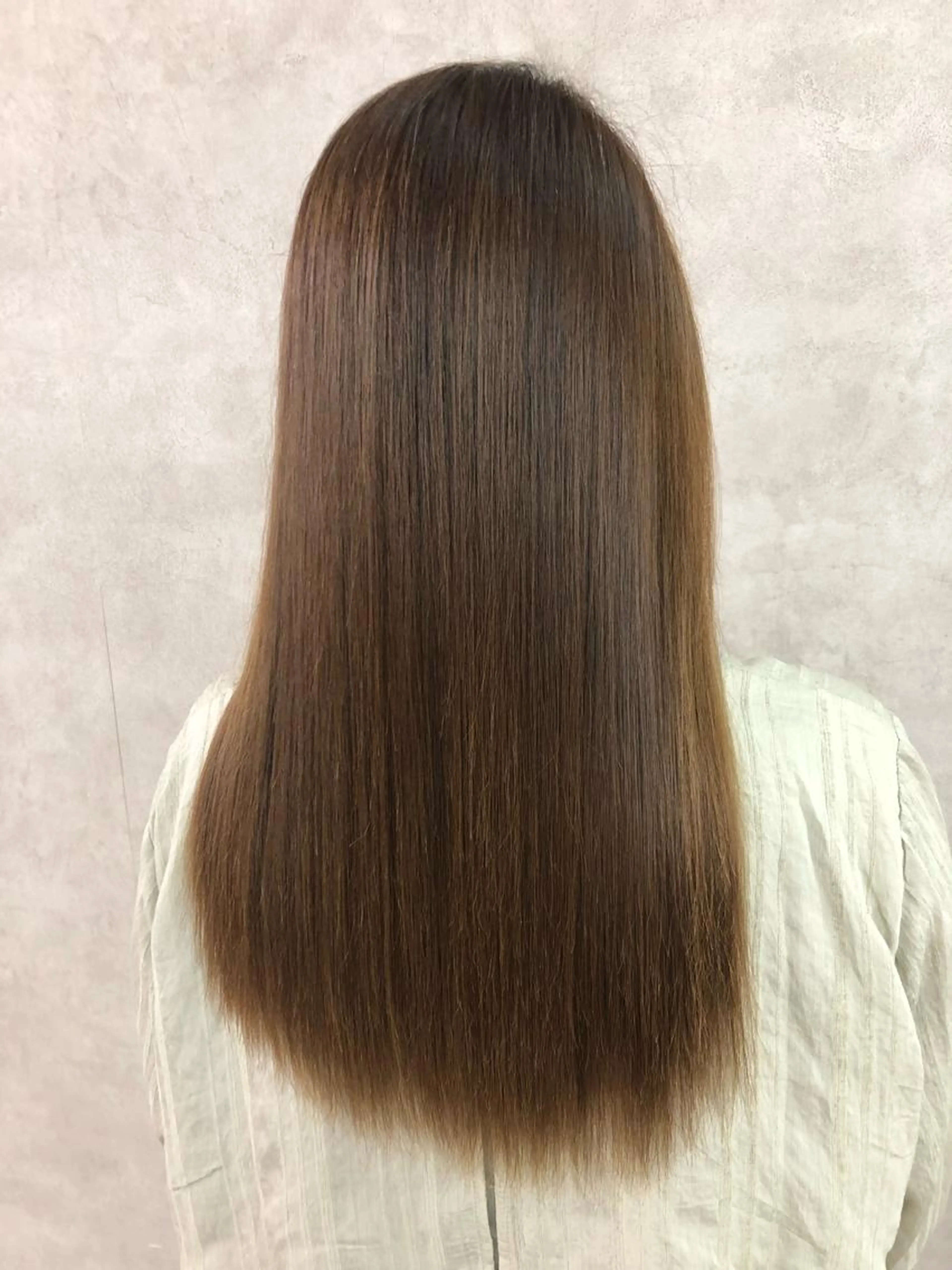 ダメージが気になって湿気で広がる髪を抑えたい方におすすめ⭐️髪質改善酸熱トリートメント【初回お試し価格】.*の写真