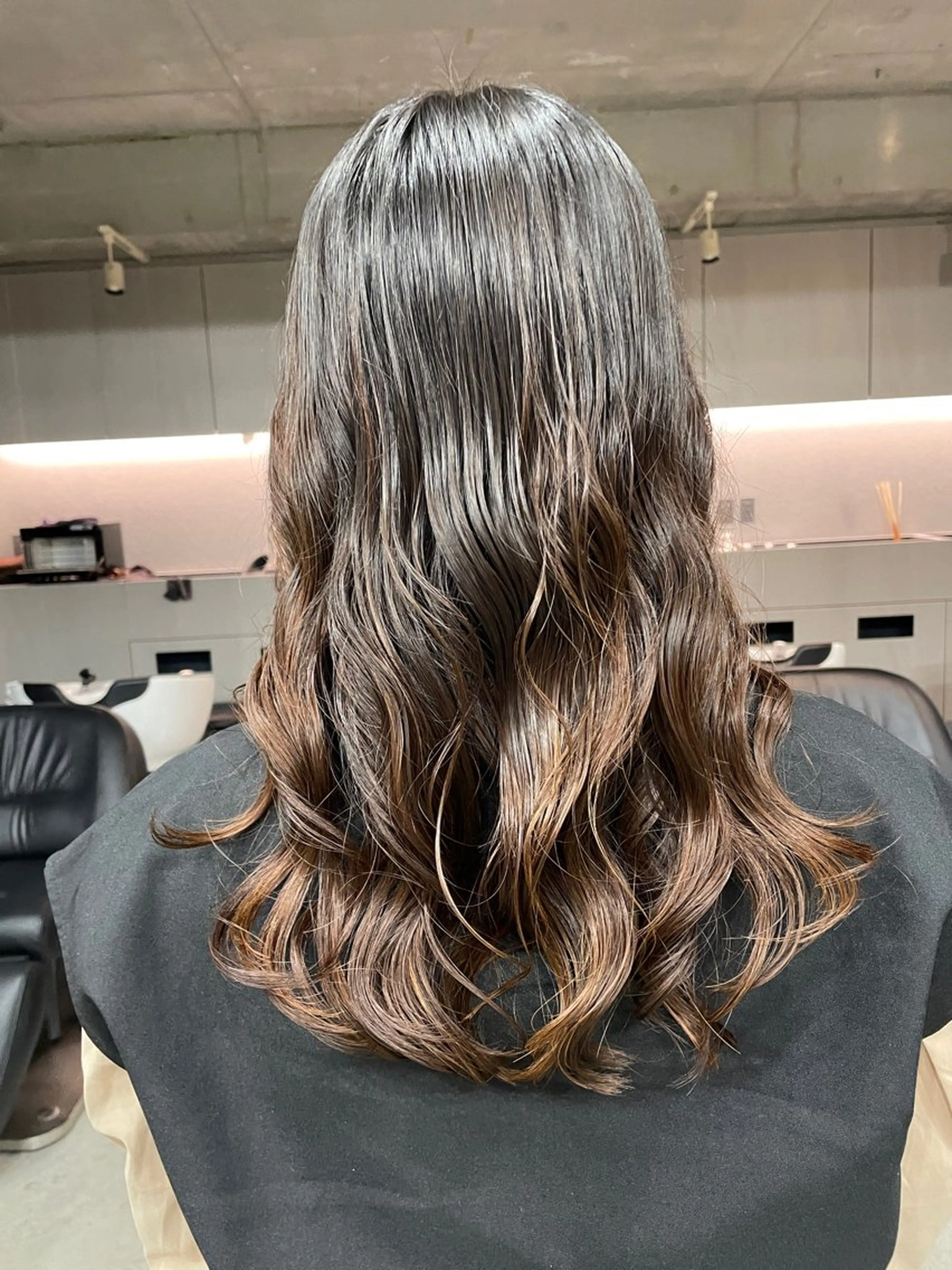 ミディアム カラー パーマ カット パーマ 表参道/髪質改善・ 透明感 colorのヘアスタイル