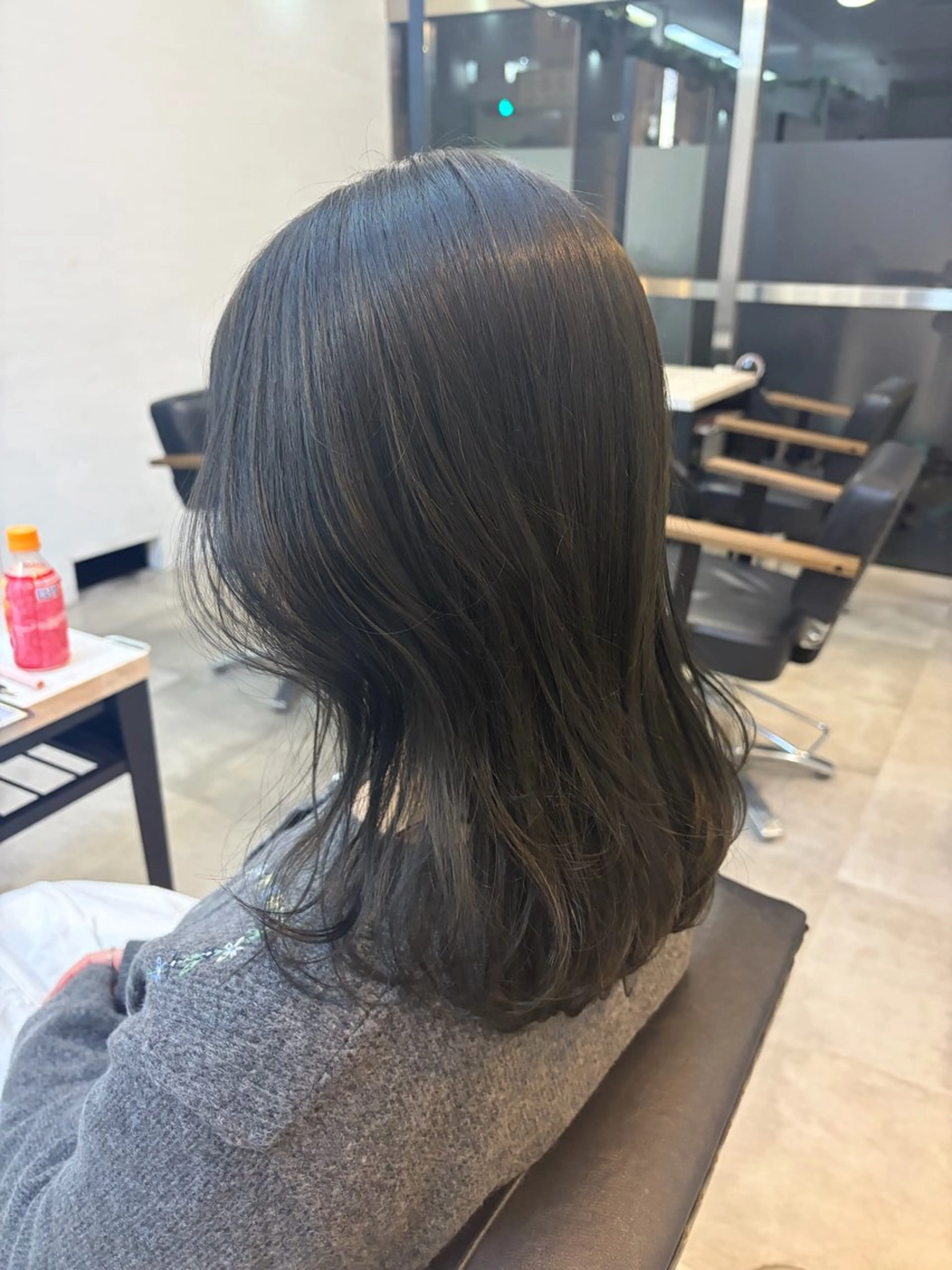 セミロング カラー 🥀韓国ヘア🥀 宮津真菜のヘアスタイル