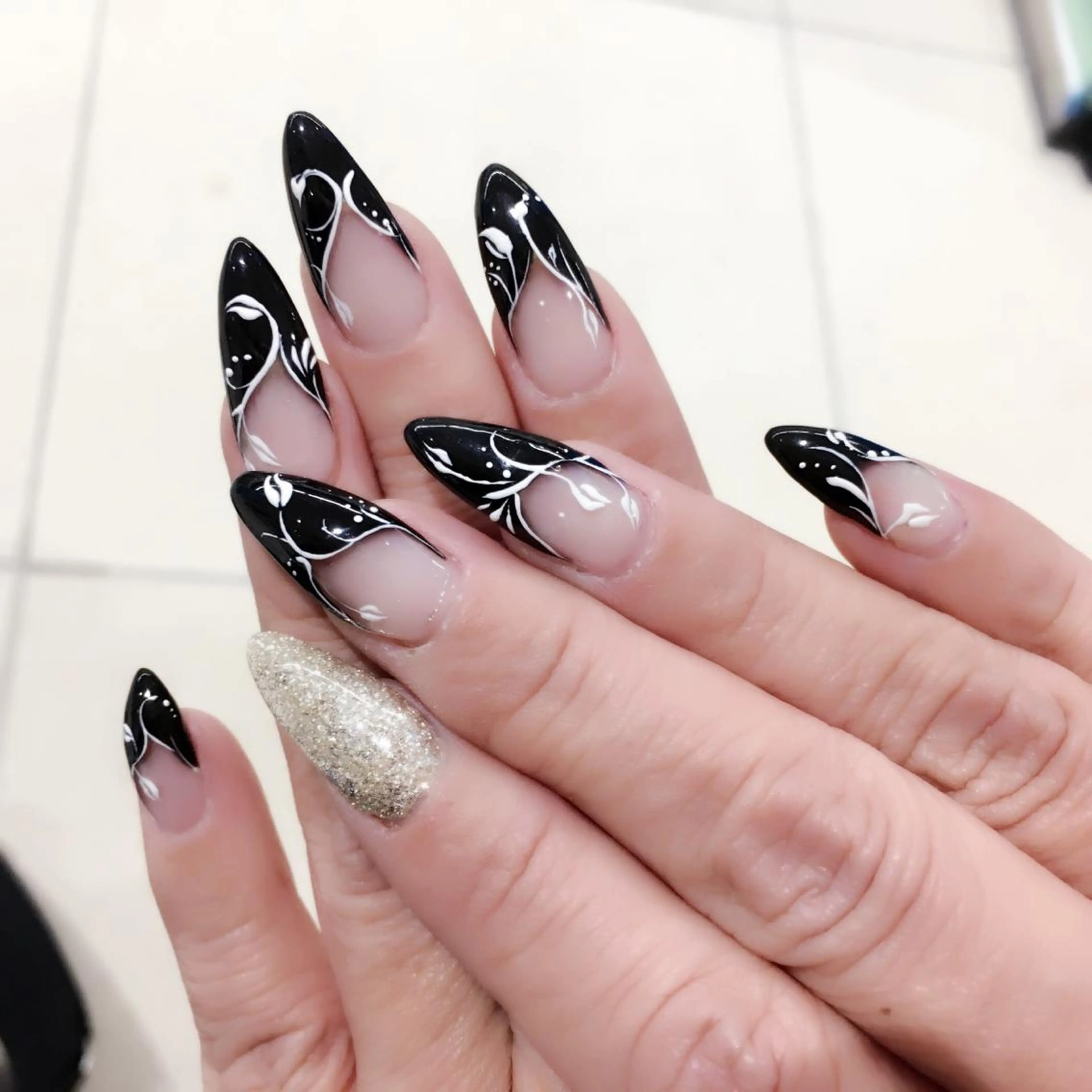 ネイル Angeailes〜アンジュエール〜所属・開運ネイル Angeailesのネイルデザイン