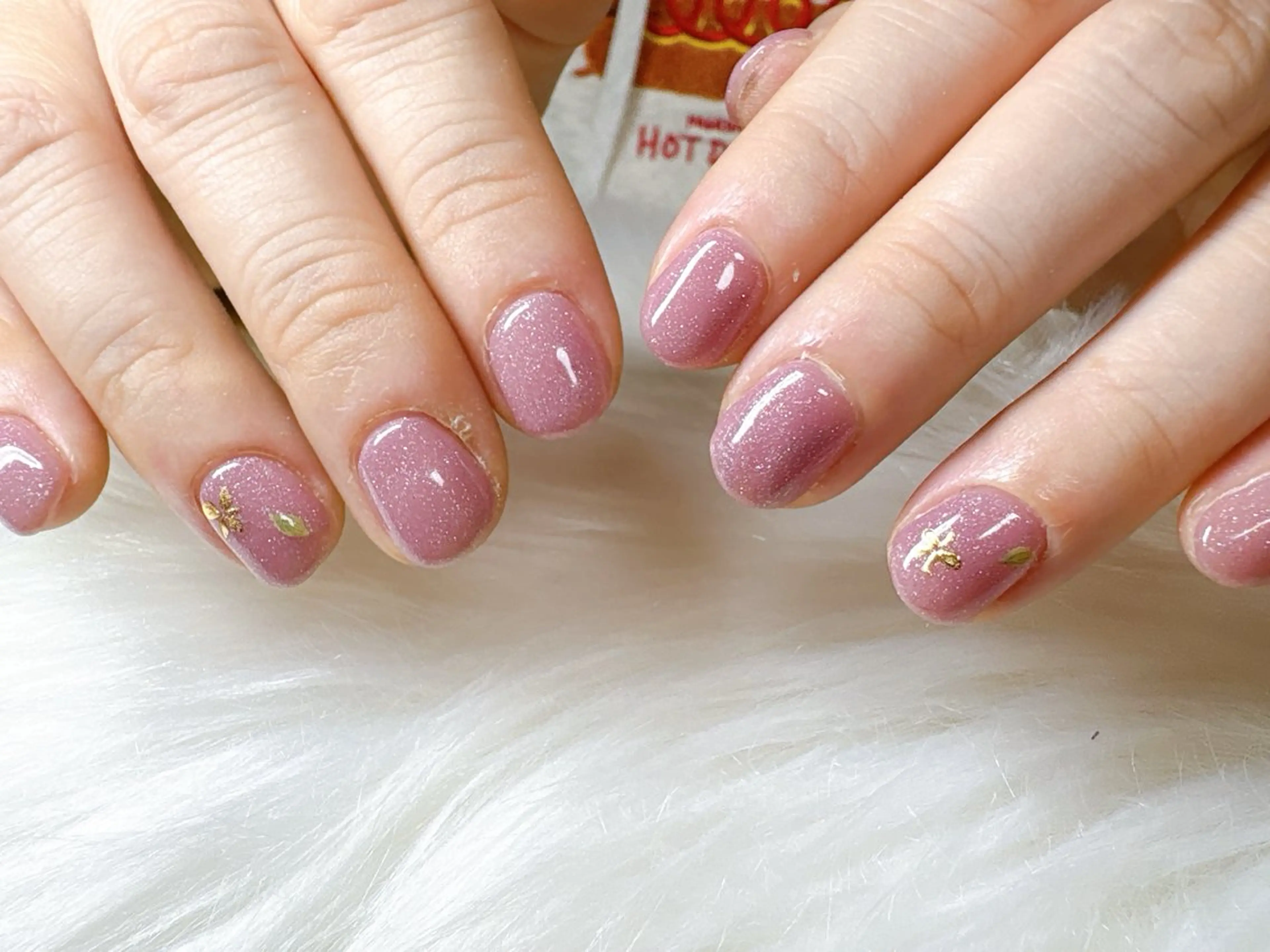 ネイル ECLAT エクラ所属・寺山 千鶴のネイルデザイン