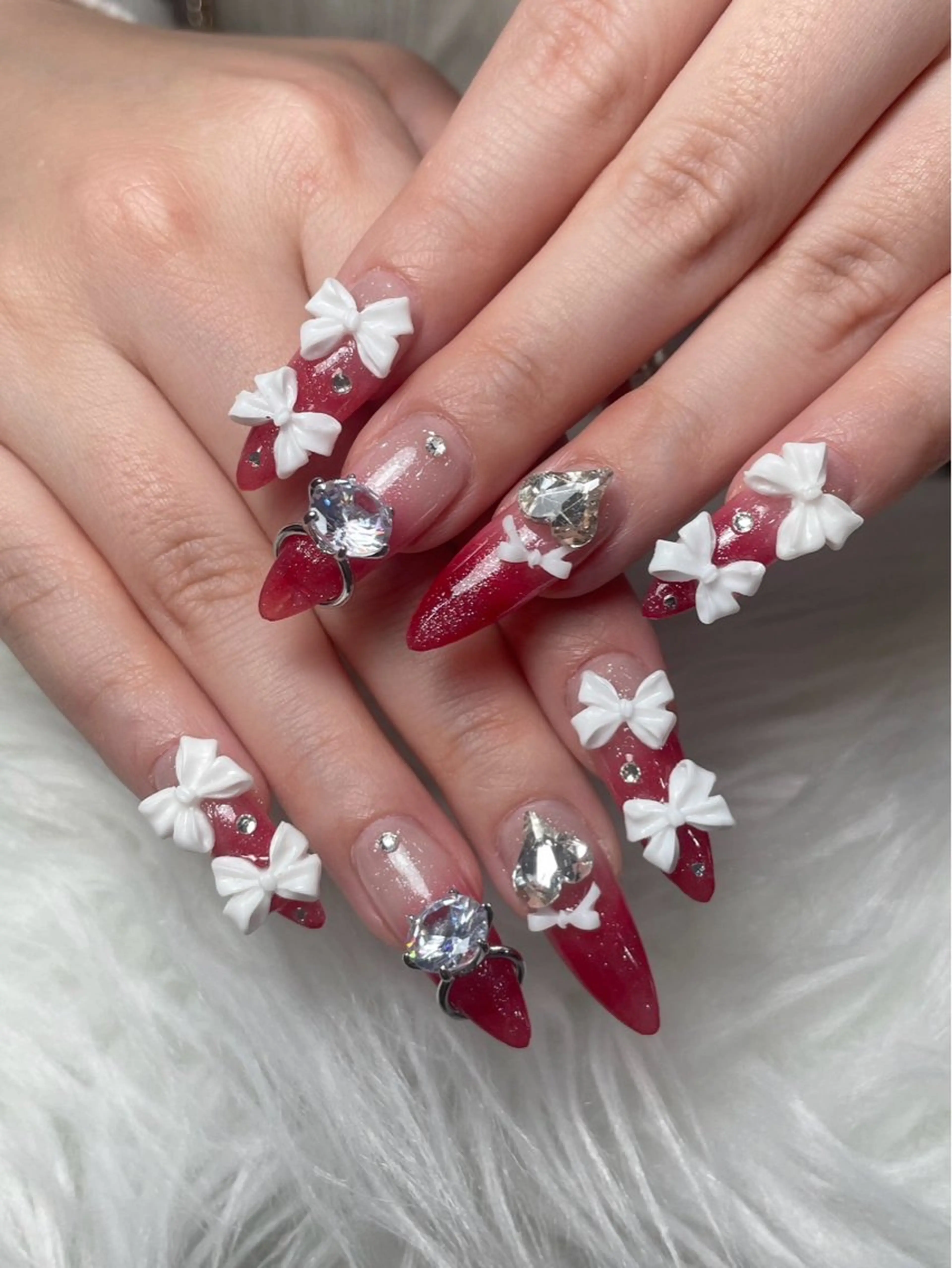 ネイル アートネイル オーロラネイル チークネイル 長さ出し フットネイル HaNa_ Noiranailのネイルデザイン