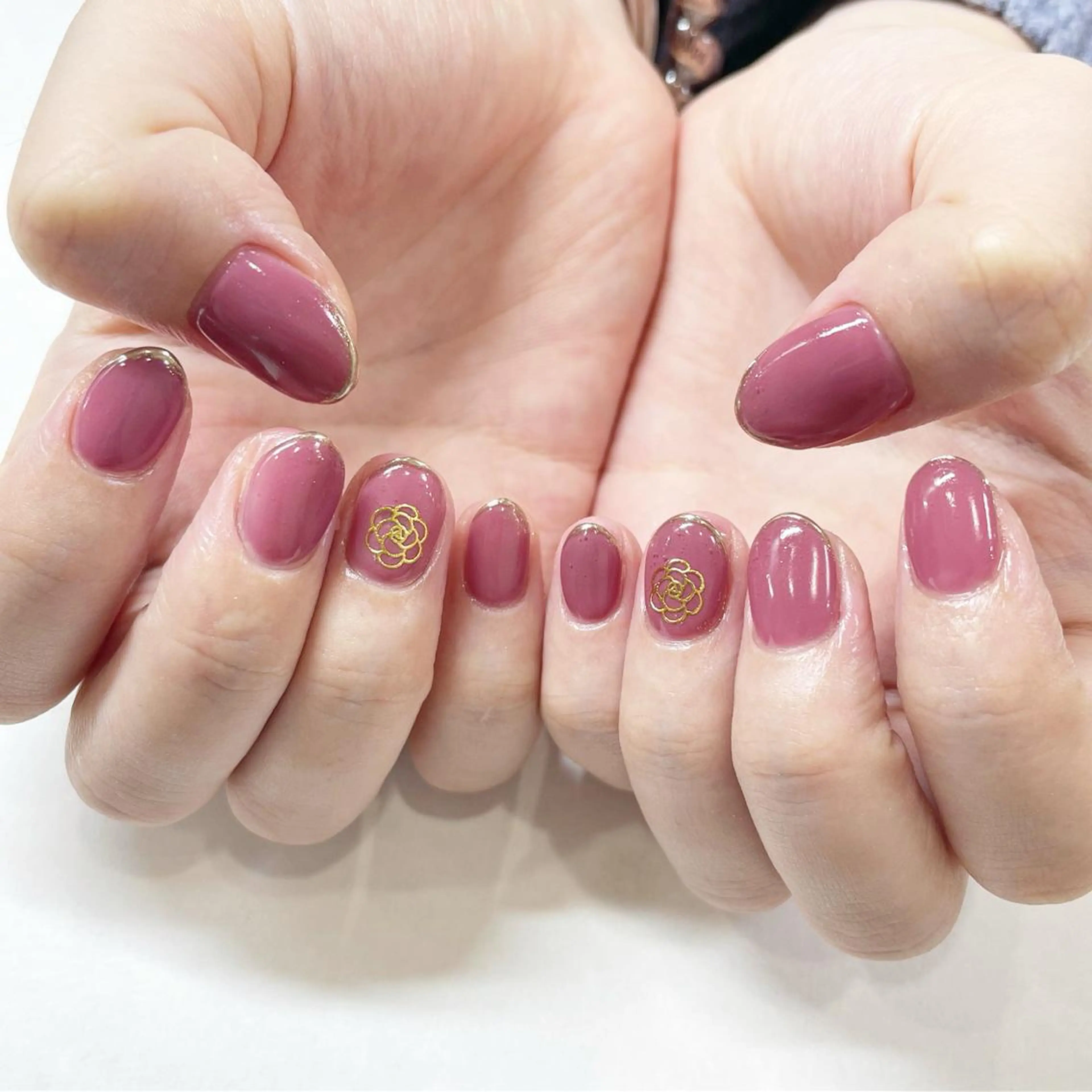 ネイル シンプルネイル ハンドネイル Minami 🍓のネイルデザイン