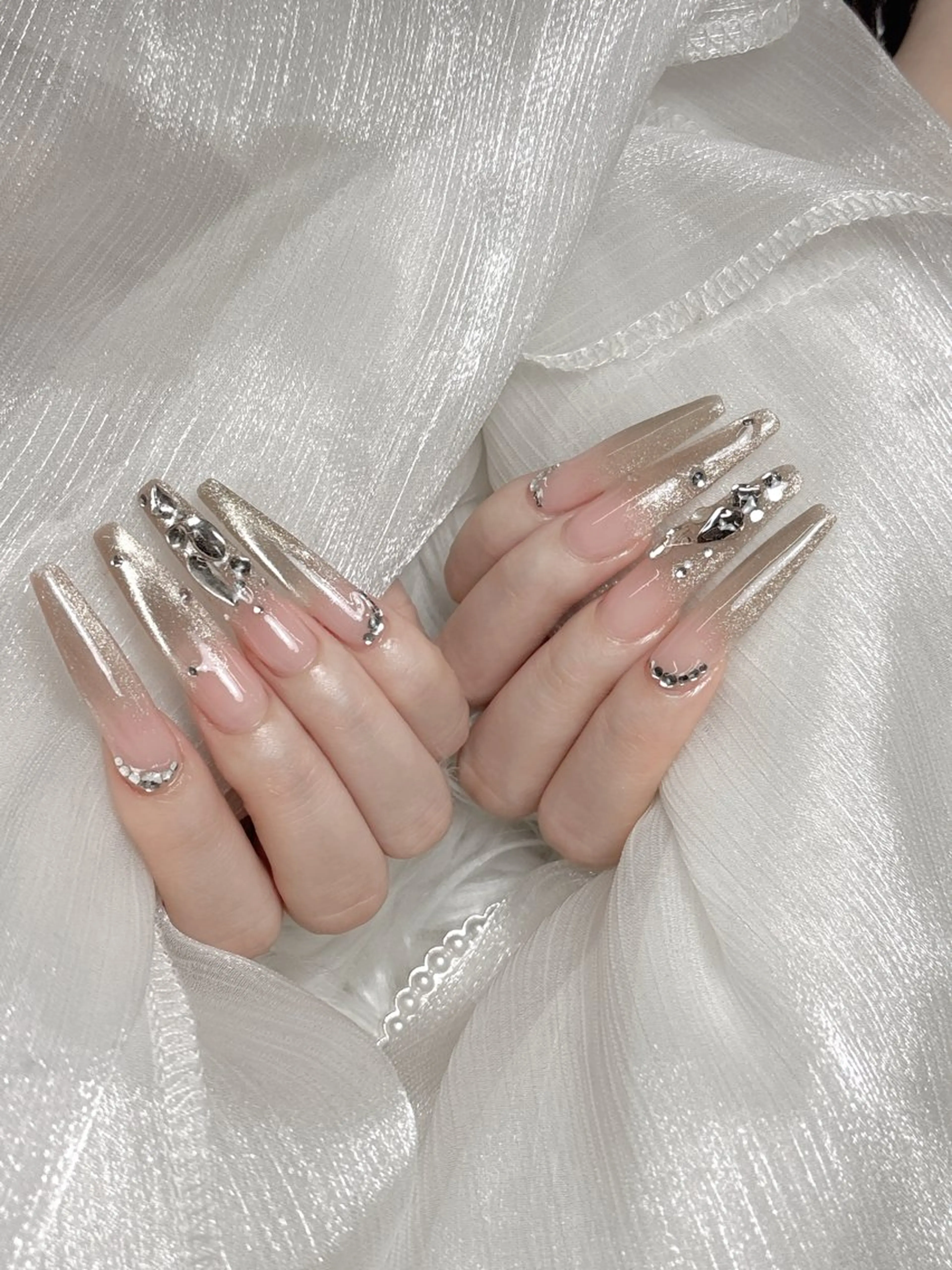 ネイル W&nail  slon所属・W·mai nail 関内のネイルデザイン