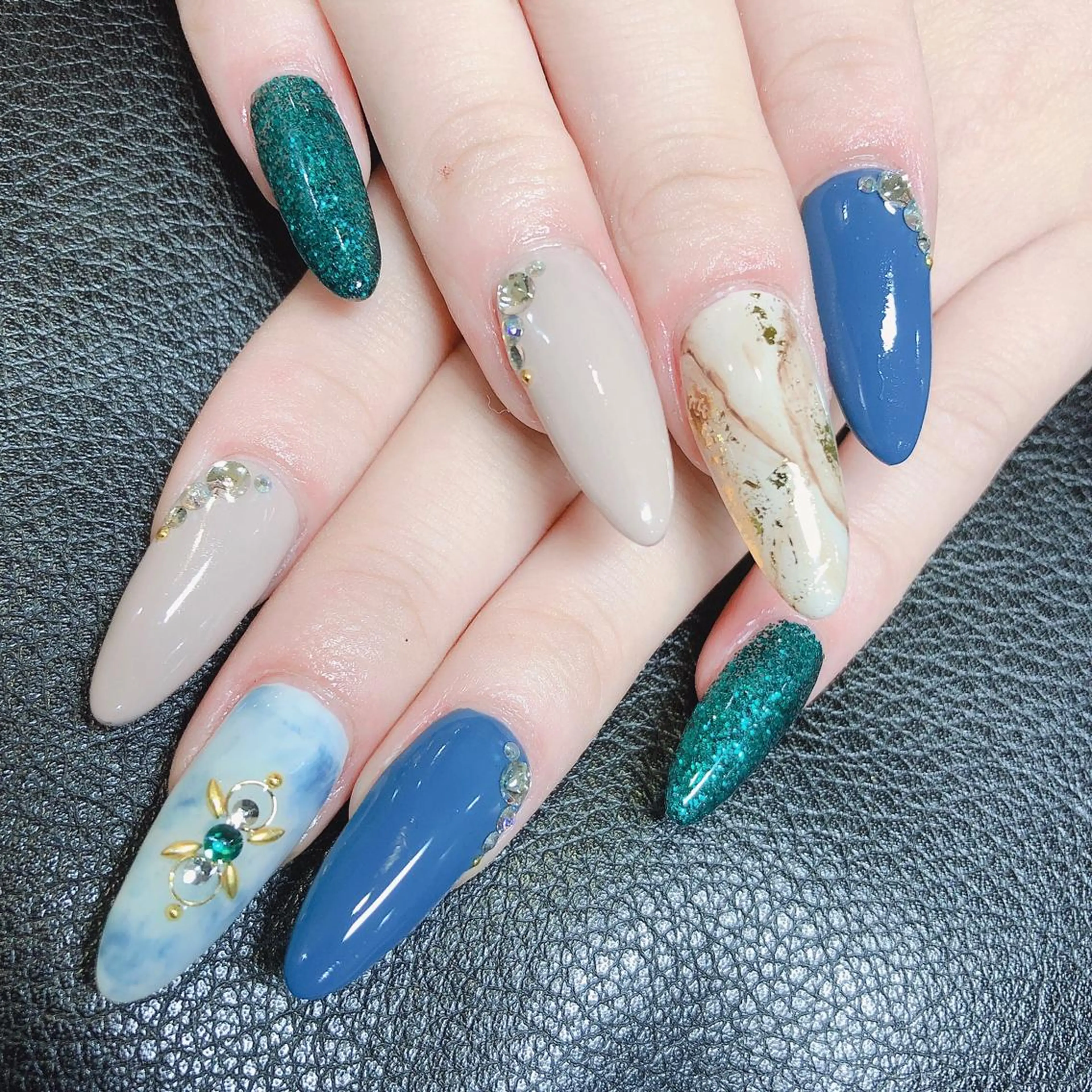 ネイル アートネイル ジェルネイル スカルプネイル Nail salon  Stella所属・Nail salon Stellaのネイルデザイン