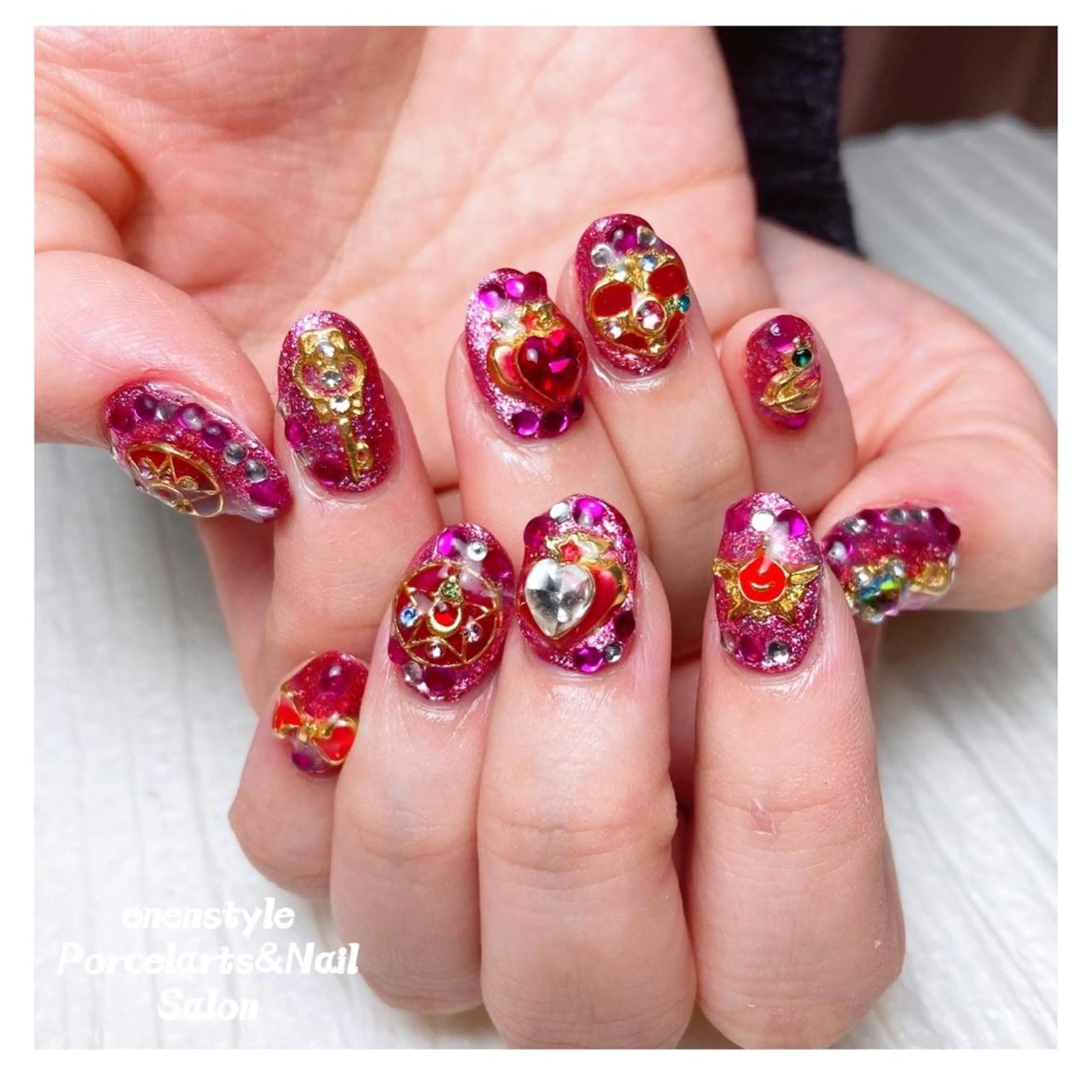 ミディアム ネイル 👑enen style👑のネイルデザイン