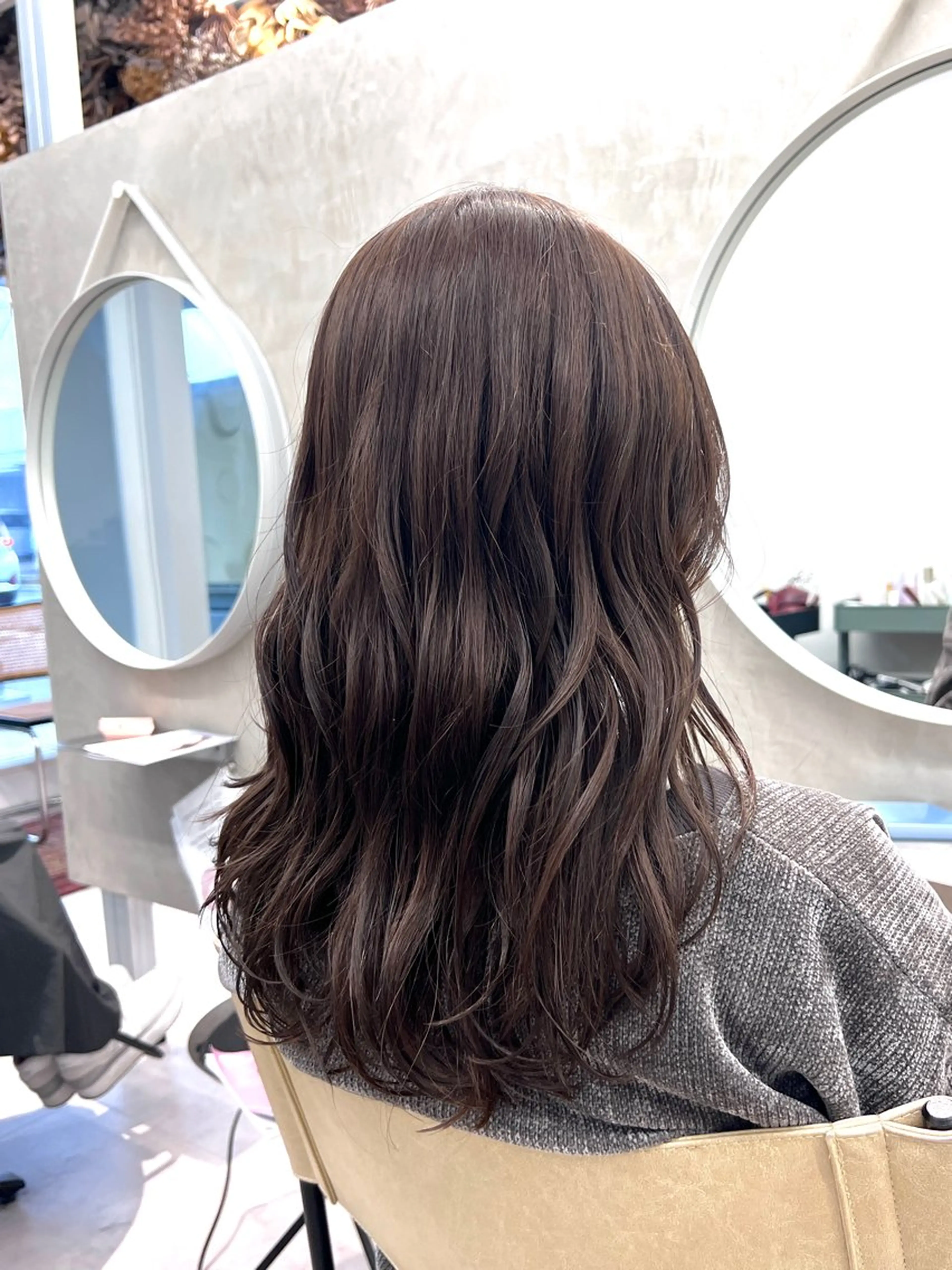 セミロング 仲川 沙希のヘアスタイル