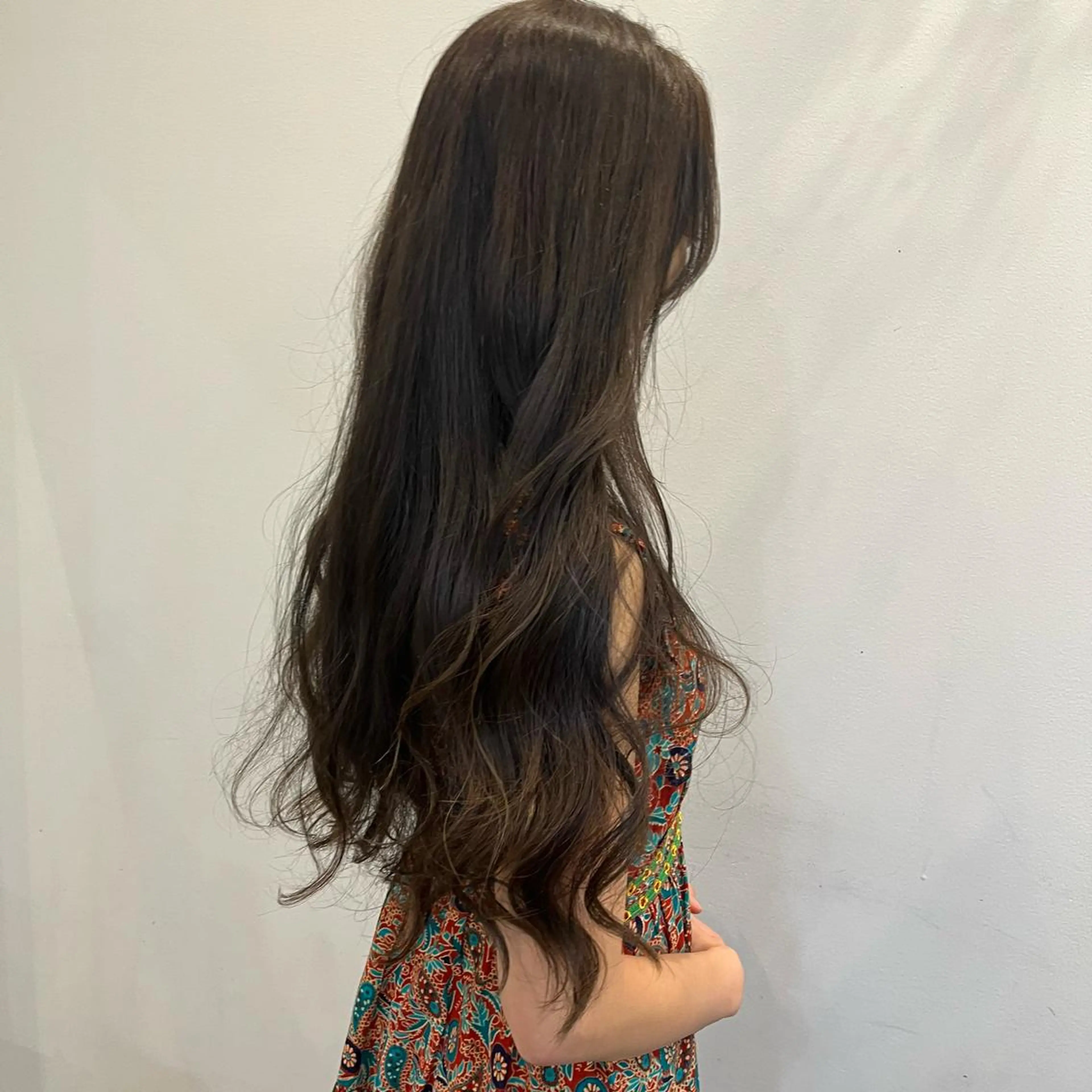 ロング カラー パーマ ヘアアレンジ キッズ ネイル マツエク・マツパ HIROKO / 透明感暖色カラー🎀のヘアスタイル