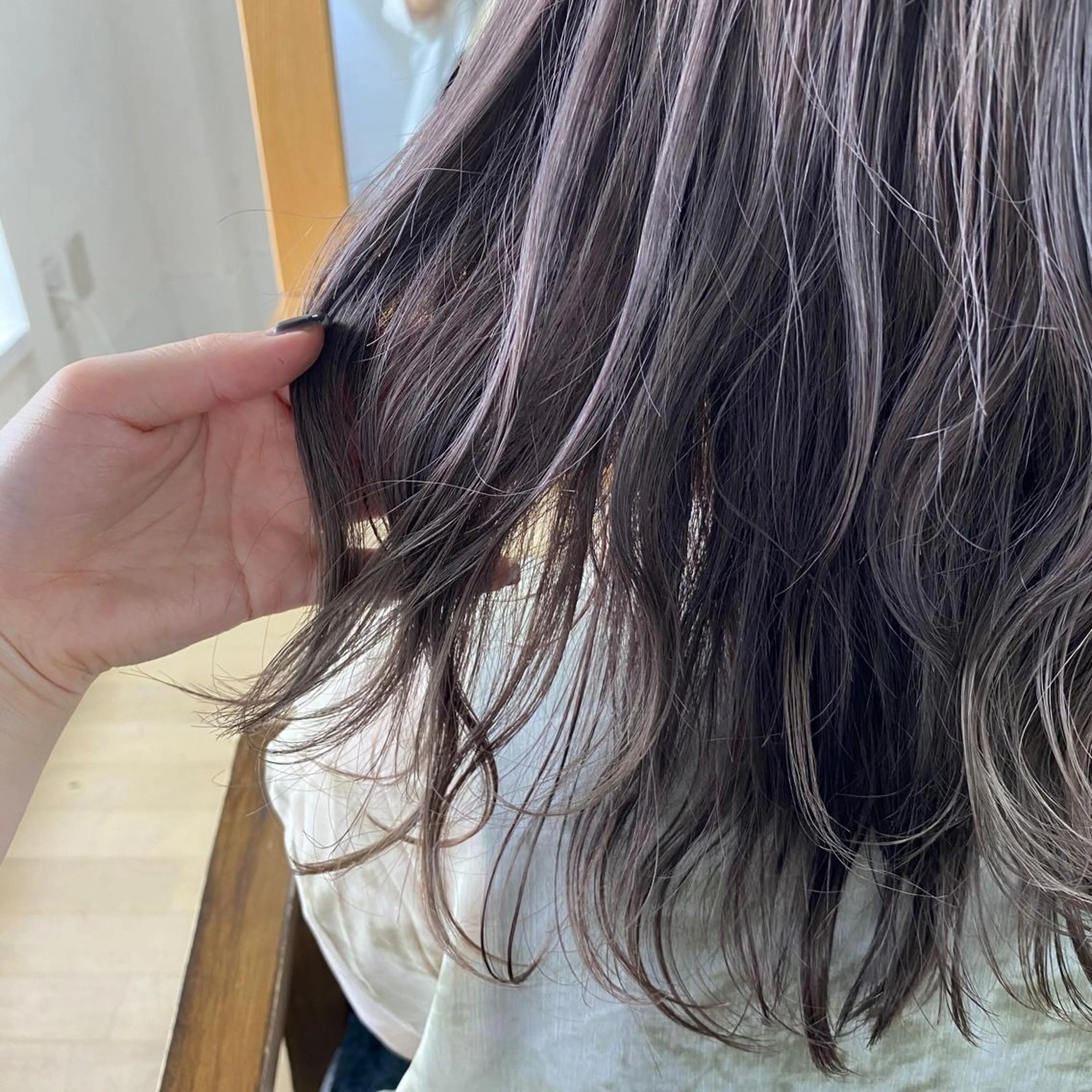 ミディアム カット ヘアカラー トリートメント 丸山 史香のヘアスタイル