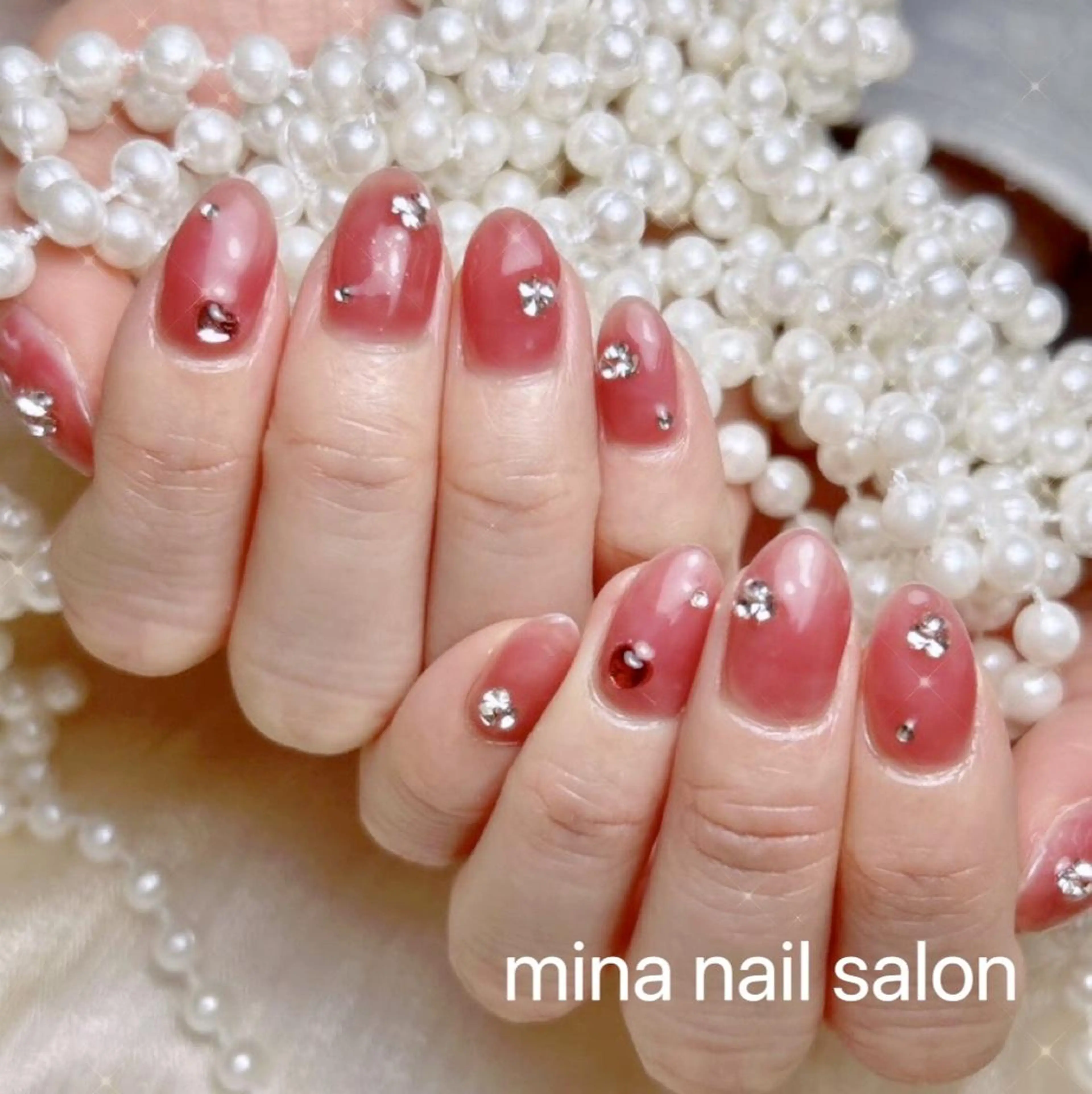 ネイル queens nailsalonのネイルデザイン