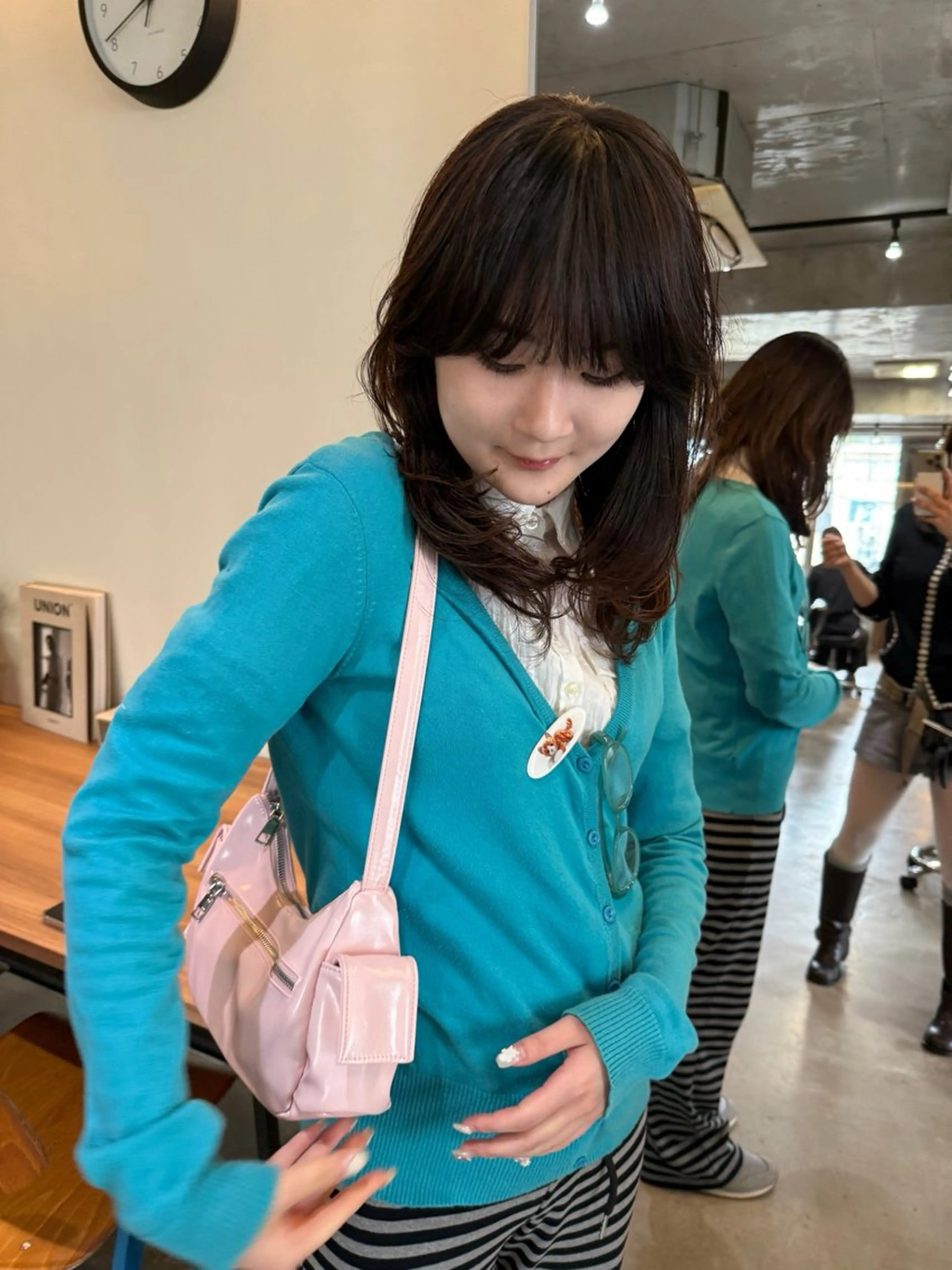 ミディアム 韓国風ヘア レイヤーカット カット ヘアカラー レイヤーカット\ウル フ　chinatsuのヘアスタイル