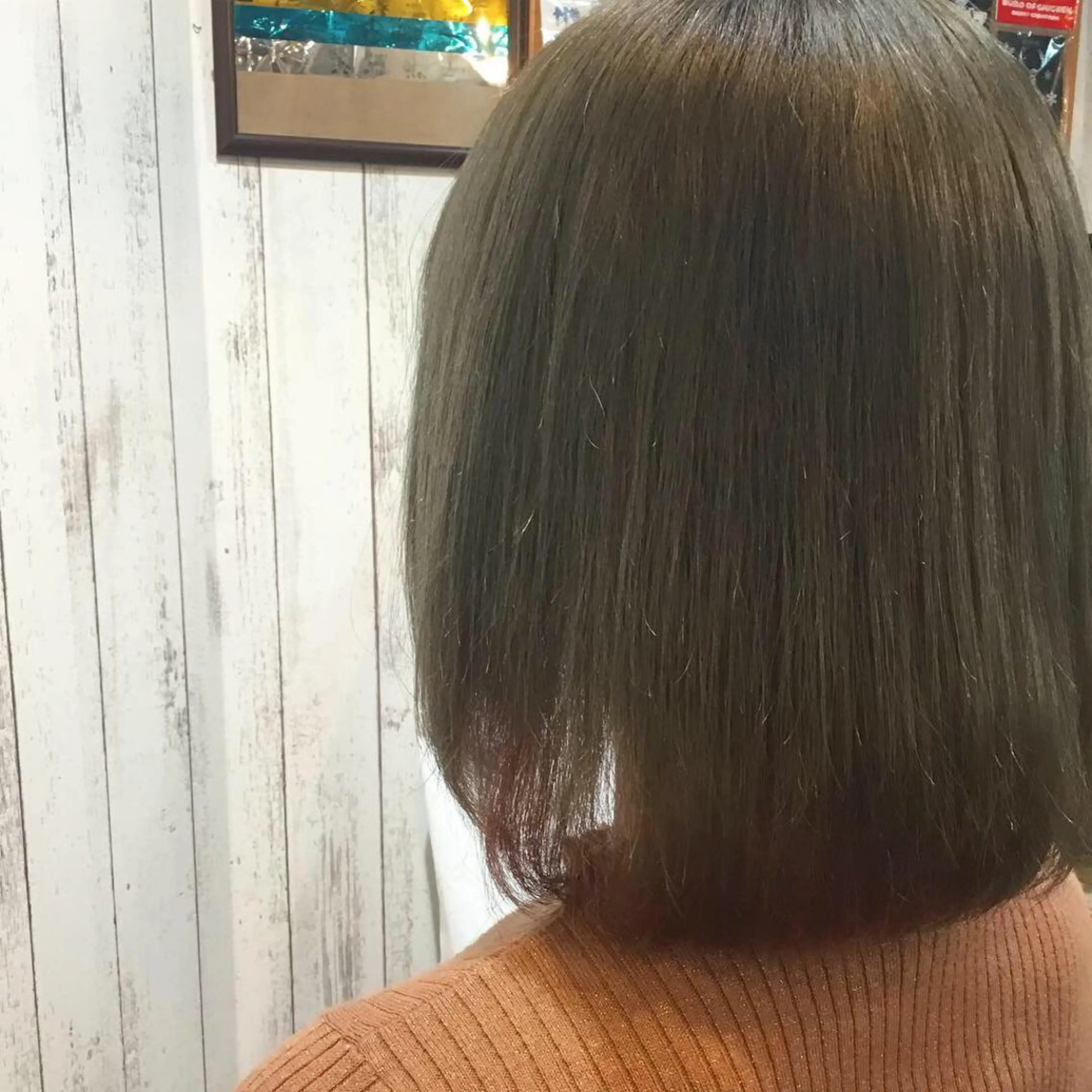 ミディアム カラー 金崎 新吾のヘアスタイル