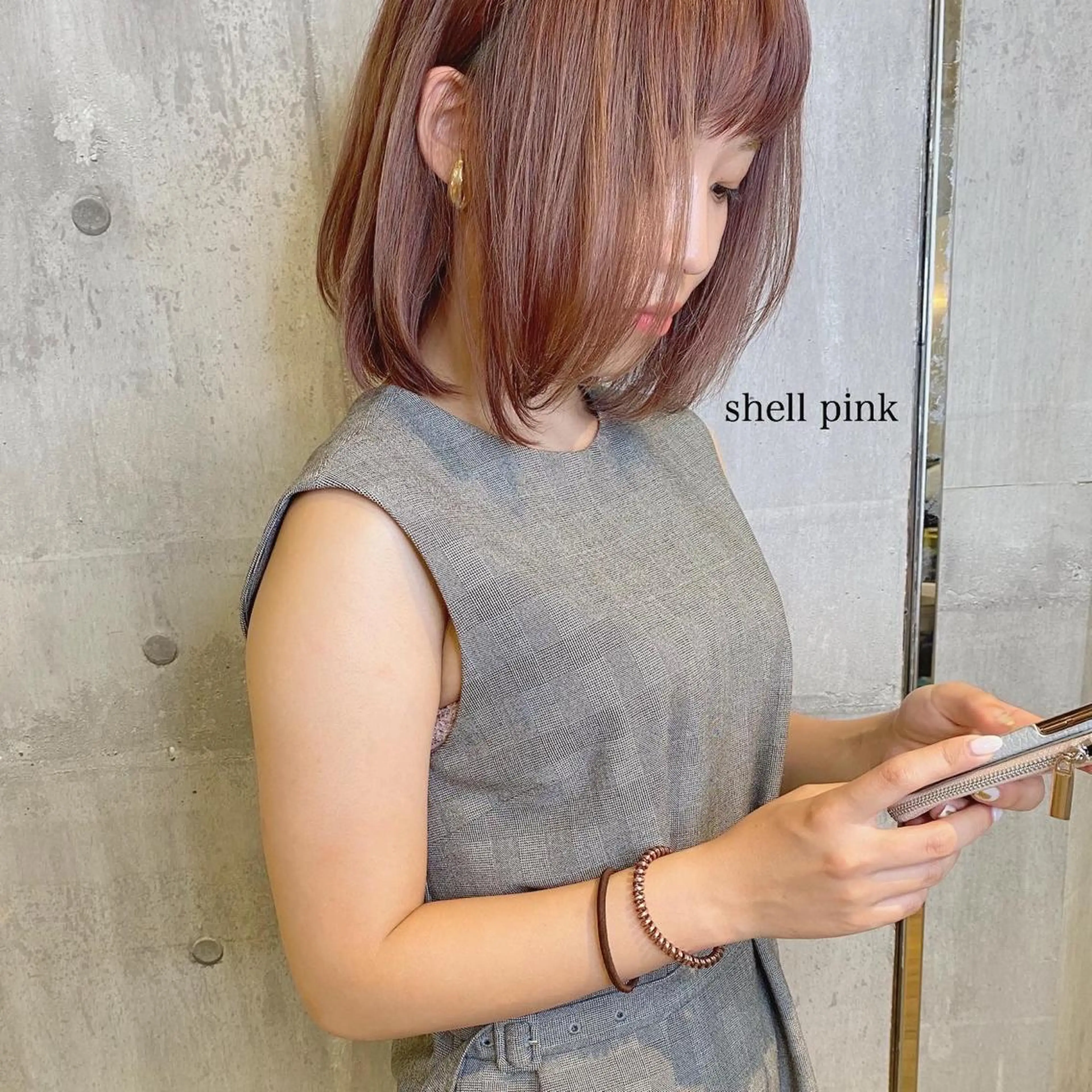 ショート カラー ピンクカラー カット ヘアカラー トリートメント 髪質改善ｶﾗｰ ｹｱﾌﾞﾘｰﾁ/ﾀﾑのヘアスタイル