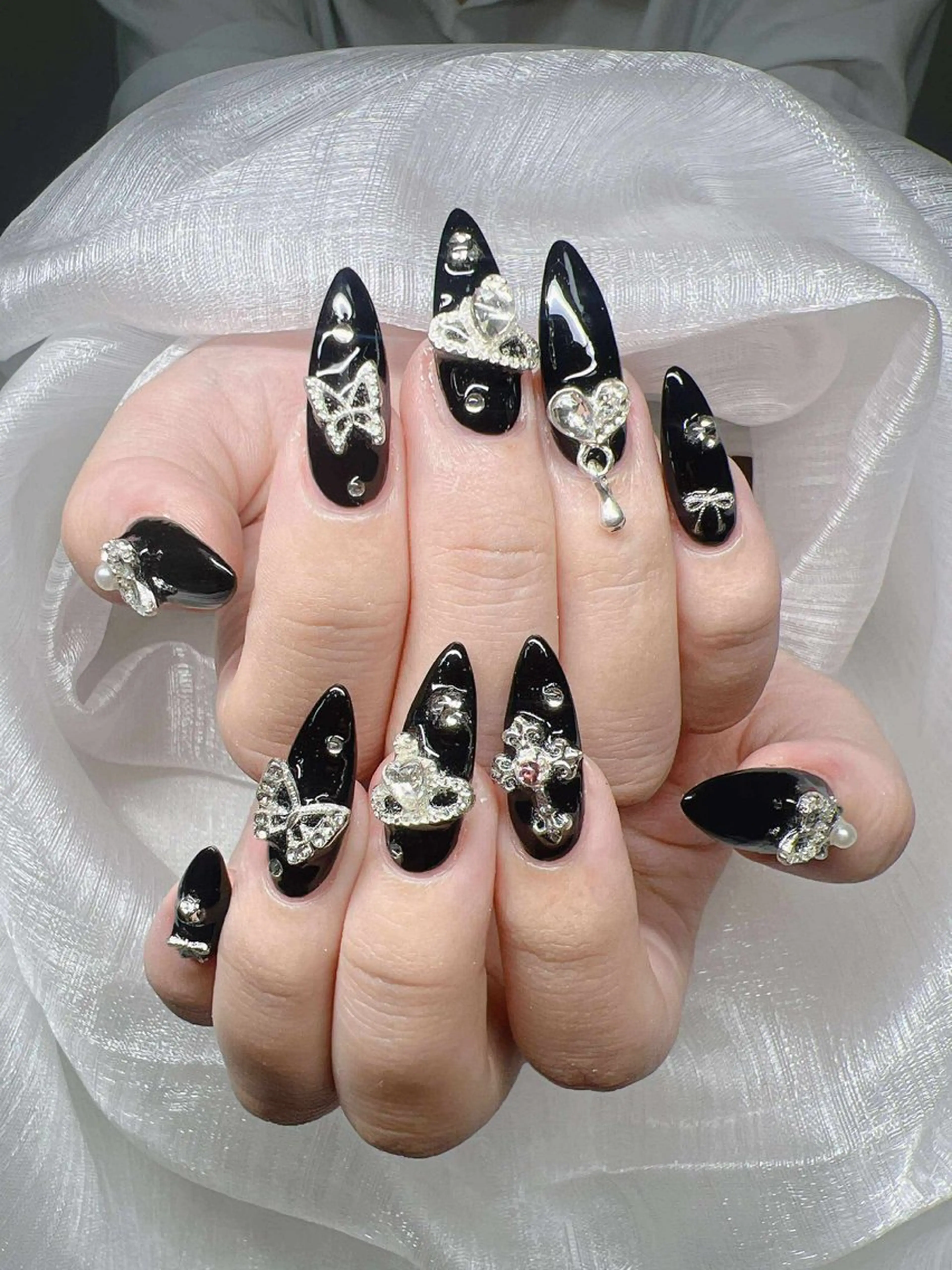 ネイル ハンドネイル Lee Nailsのネイルデザイン