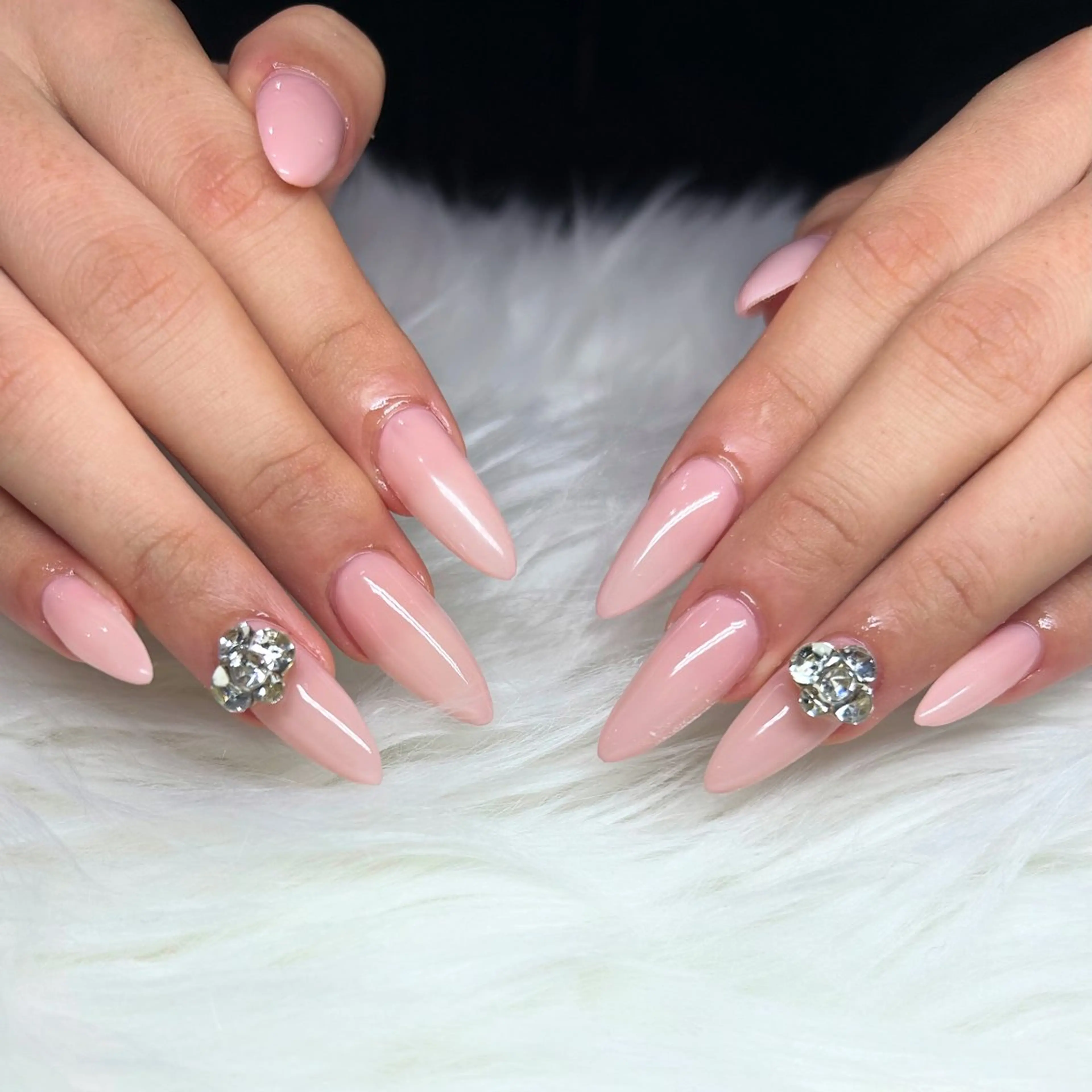 ネイル Rina .のネイルデザイン