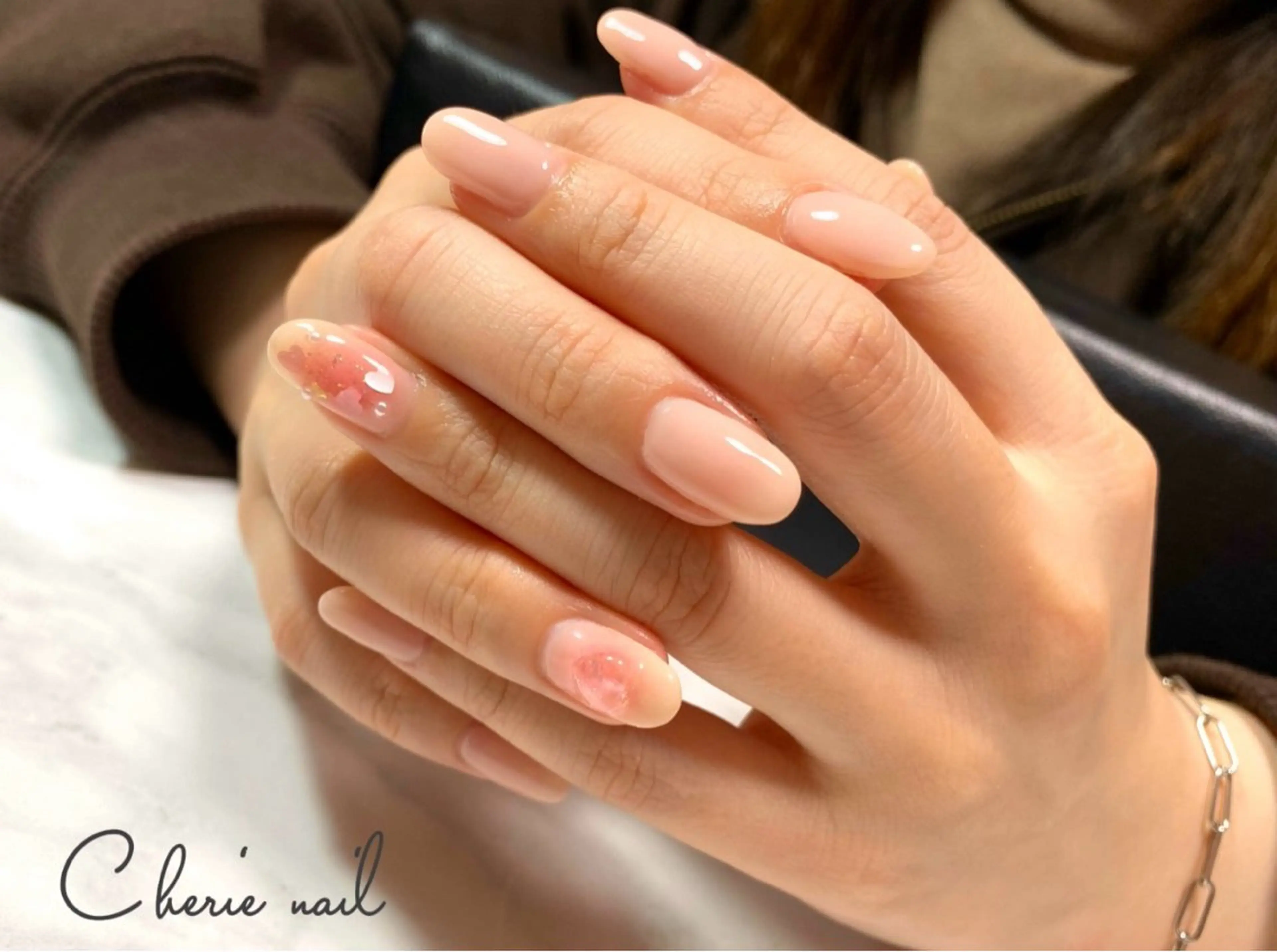 ネイル チークネイル ジェルネイル ハート ピンク ハンドネイル Cherienail yunaのネイルデザイン