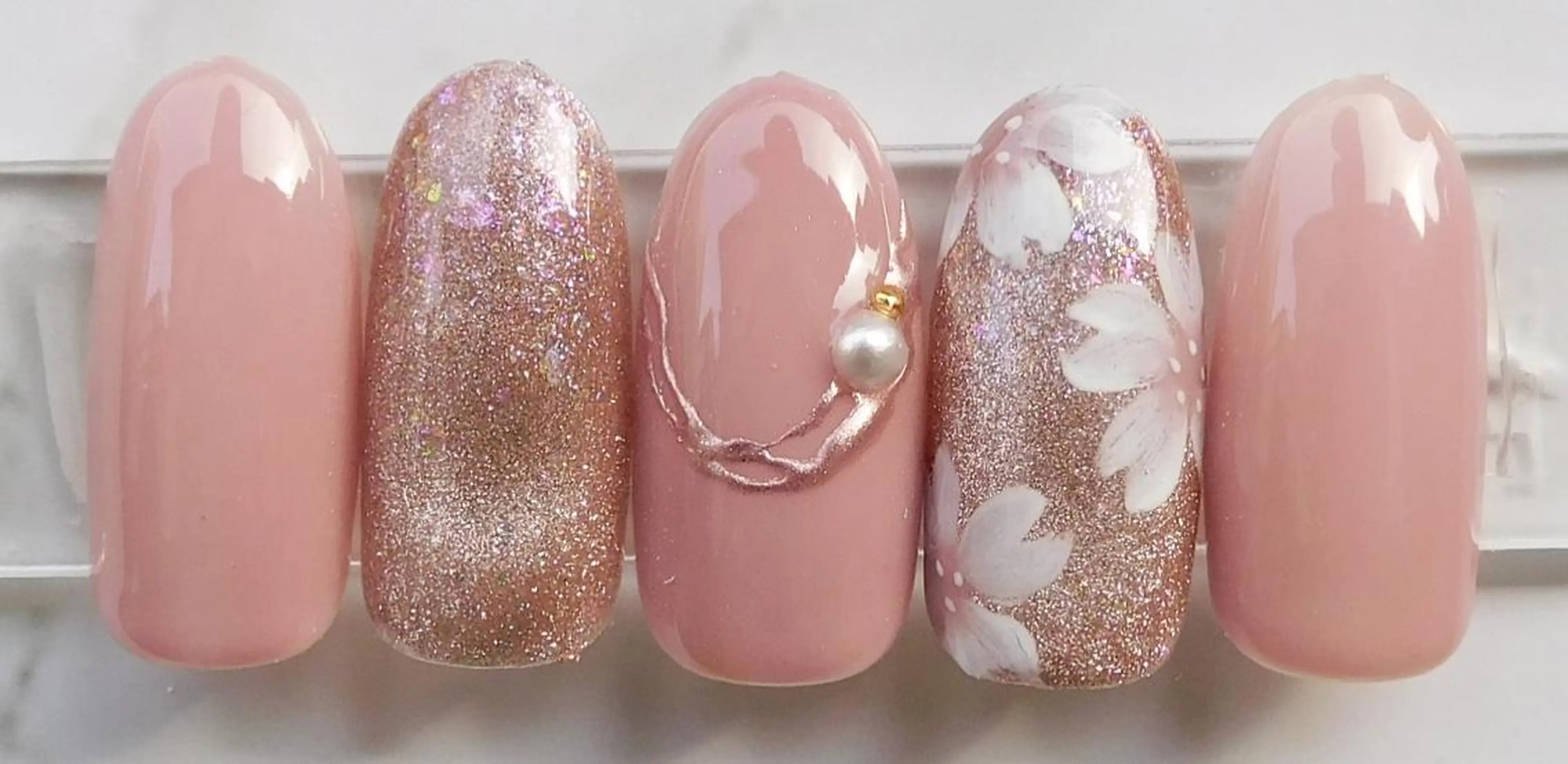 ネイル ハンドネイル t priscilaのネイルデザイン