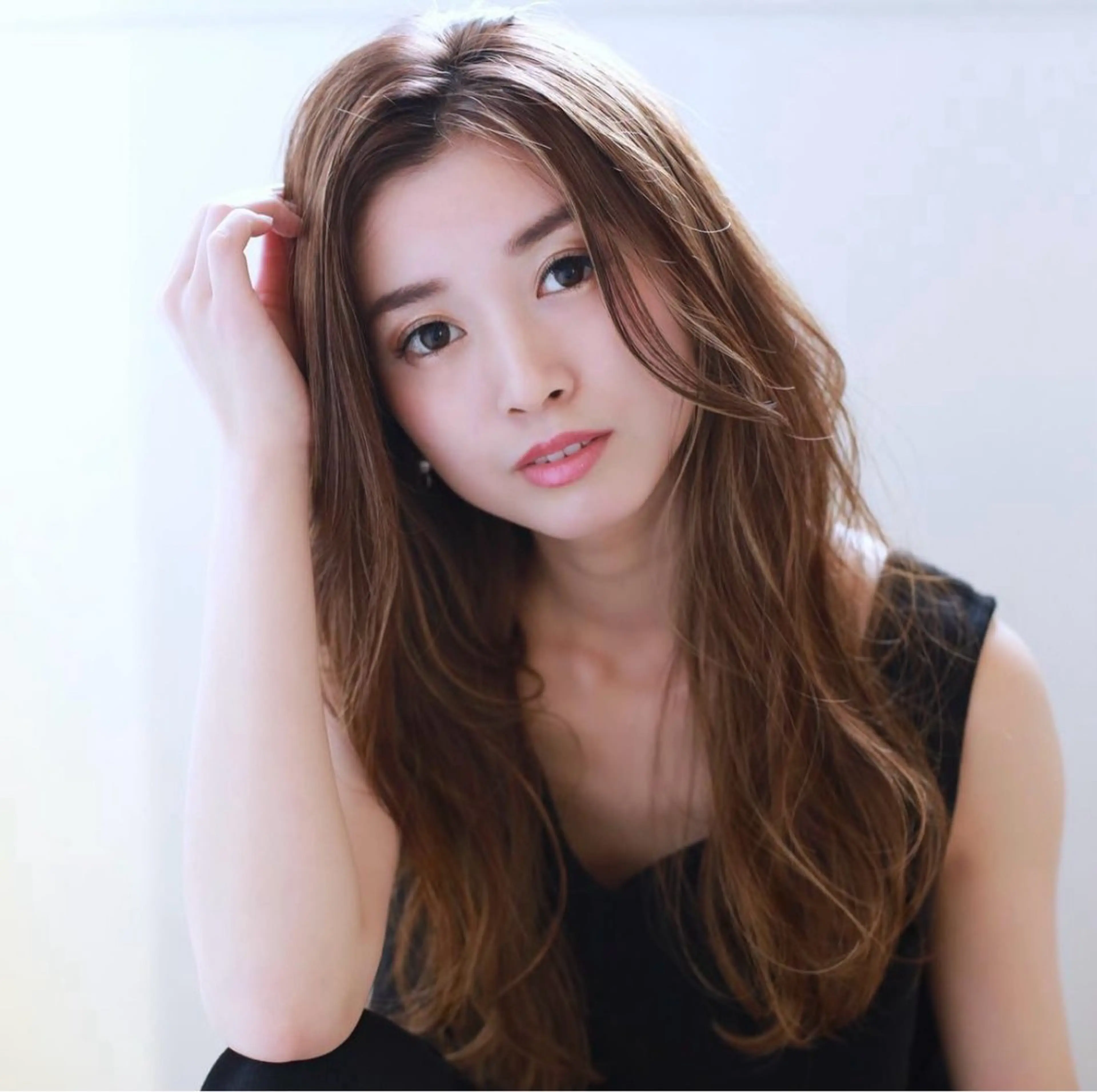 ロング カラー かきあげバング カット ヘアカラー 佐藤里菜🎀 /モデル募集してますのヘアスタイル