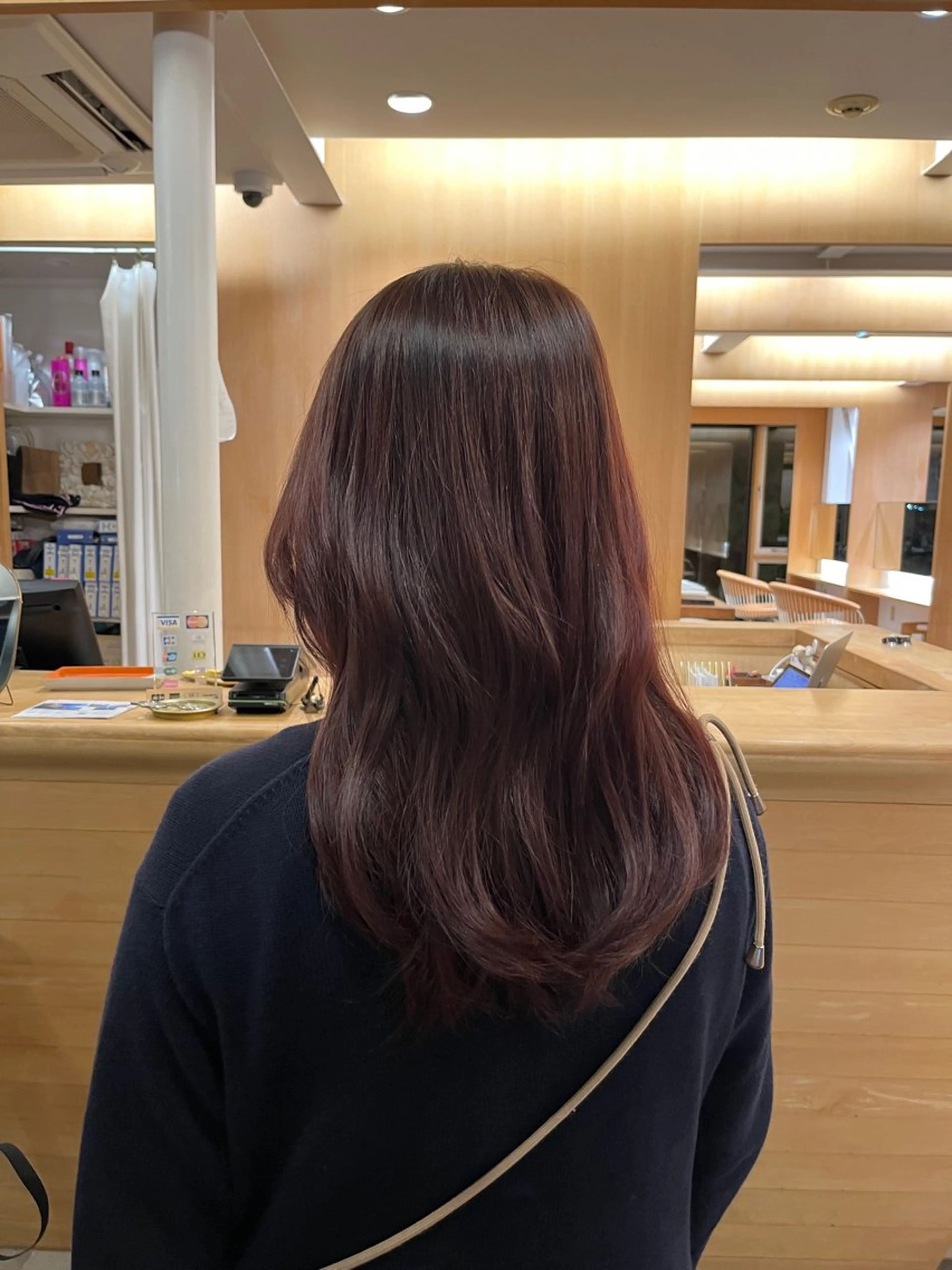 セミロング カラー ピンクカラー BEAUTRIUM鎌倉小町店所属・マリナ /ゆる巻パーマ♡のヘアスタイル