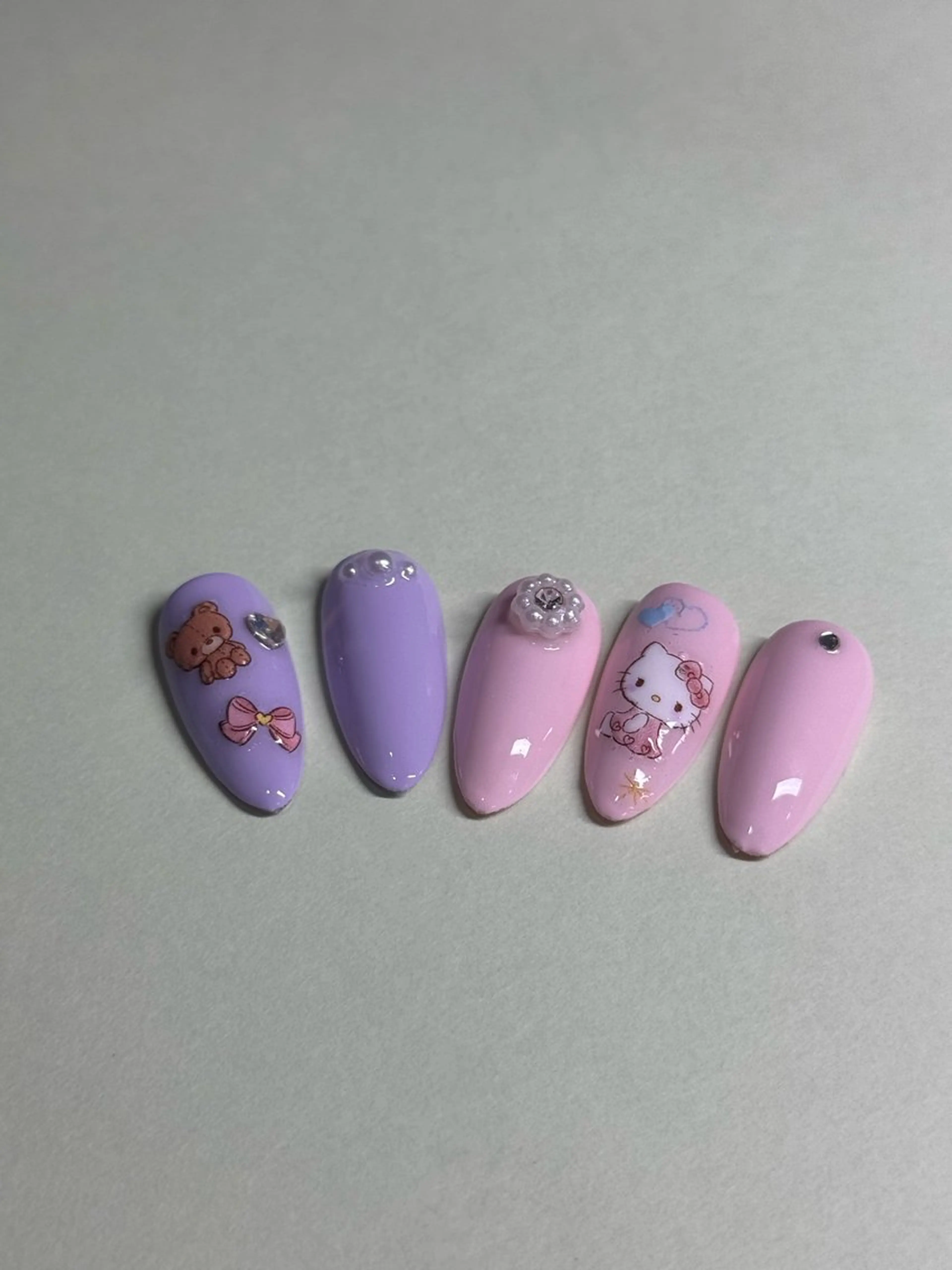 ネイル アートネイル オーロラネイル チークネイル フレンチネイル ガラスフレンチ ハンドネイル 🎀🎀YooLi Nail Salonのネイルデザイン