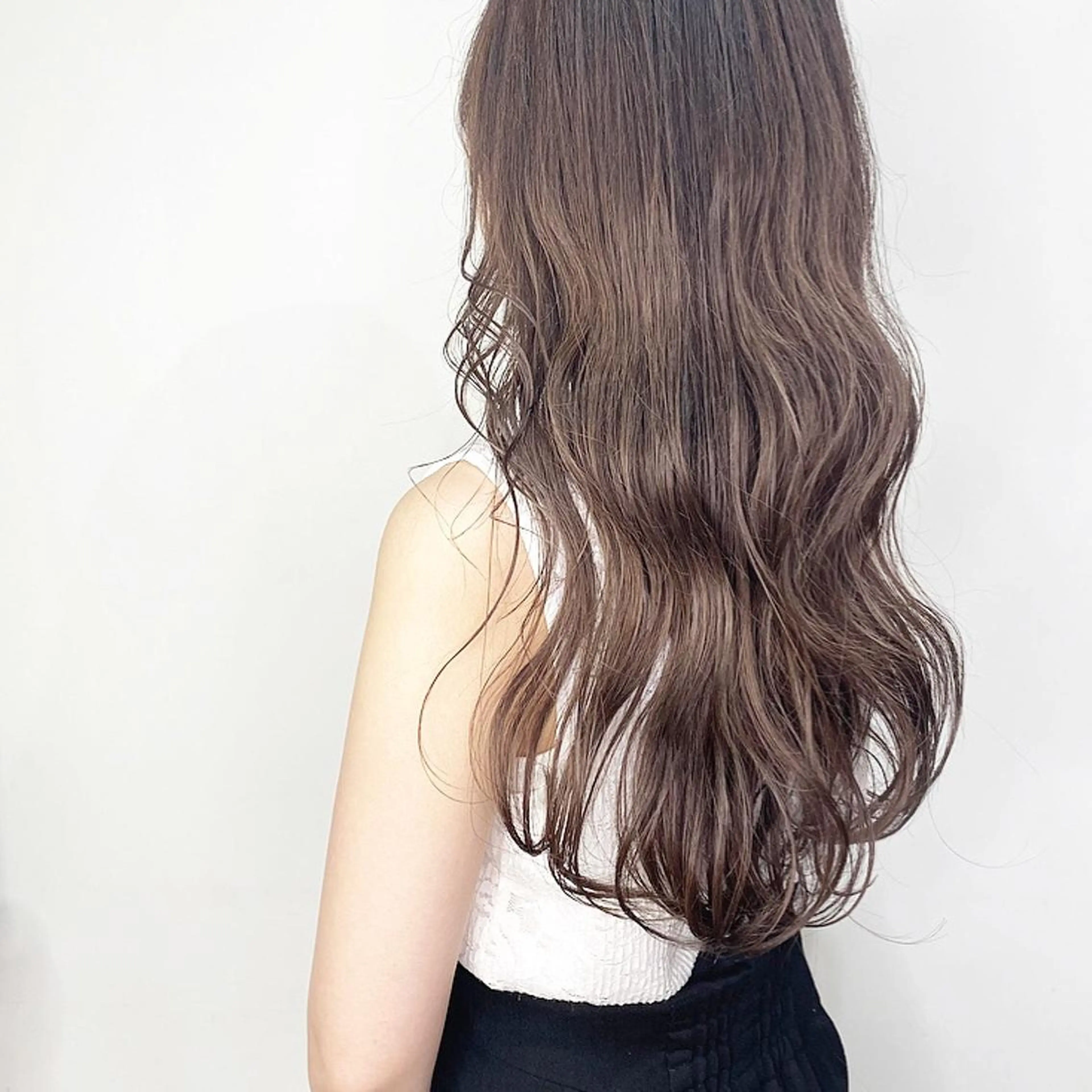 ロング 家里 圭子のヘアスタイル