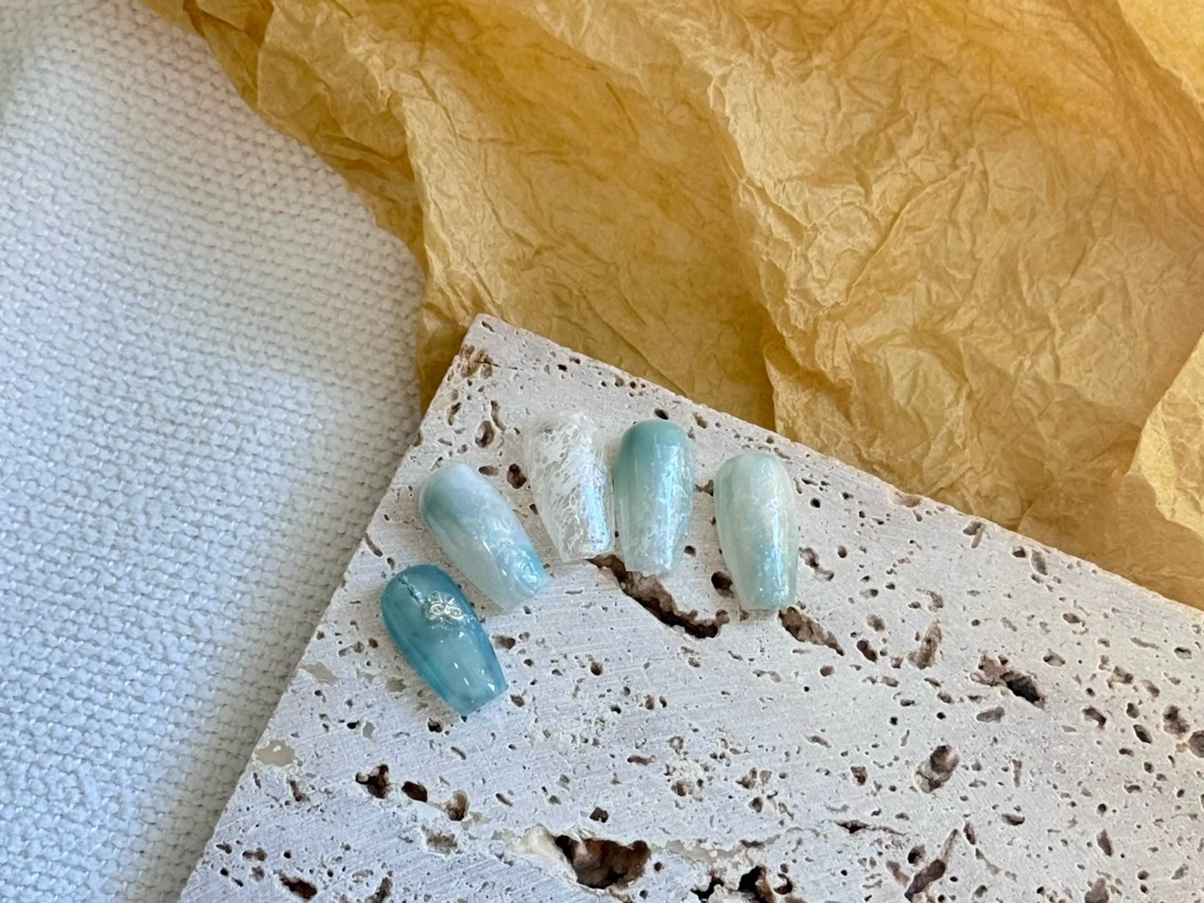 ネイル M+  Beauty Salonのネイルデザイン