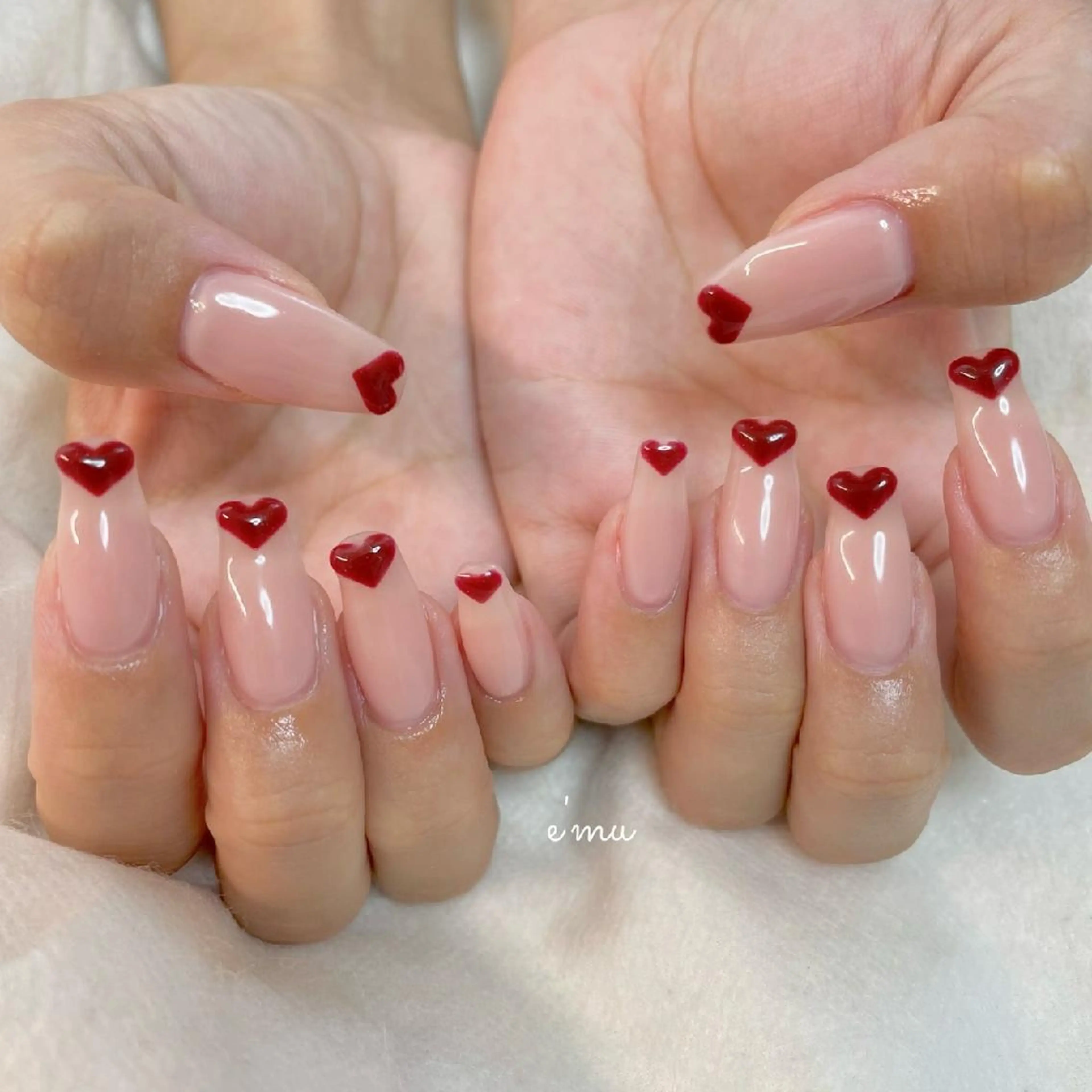 ネイル ガーリー ハート nail salon e'mu💐のネイルデザイン