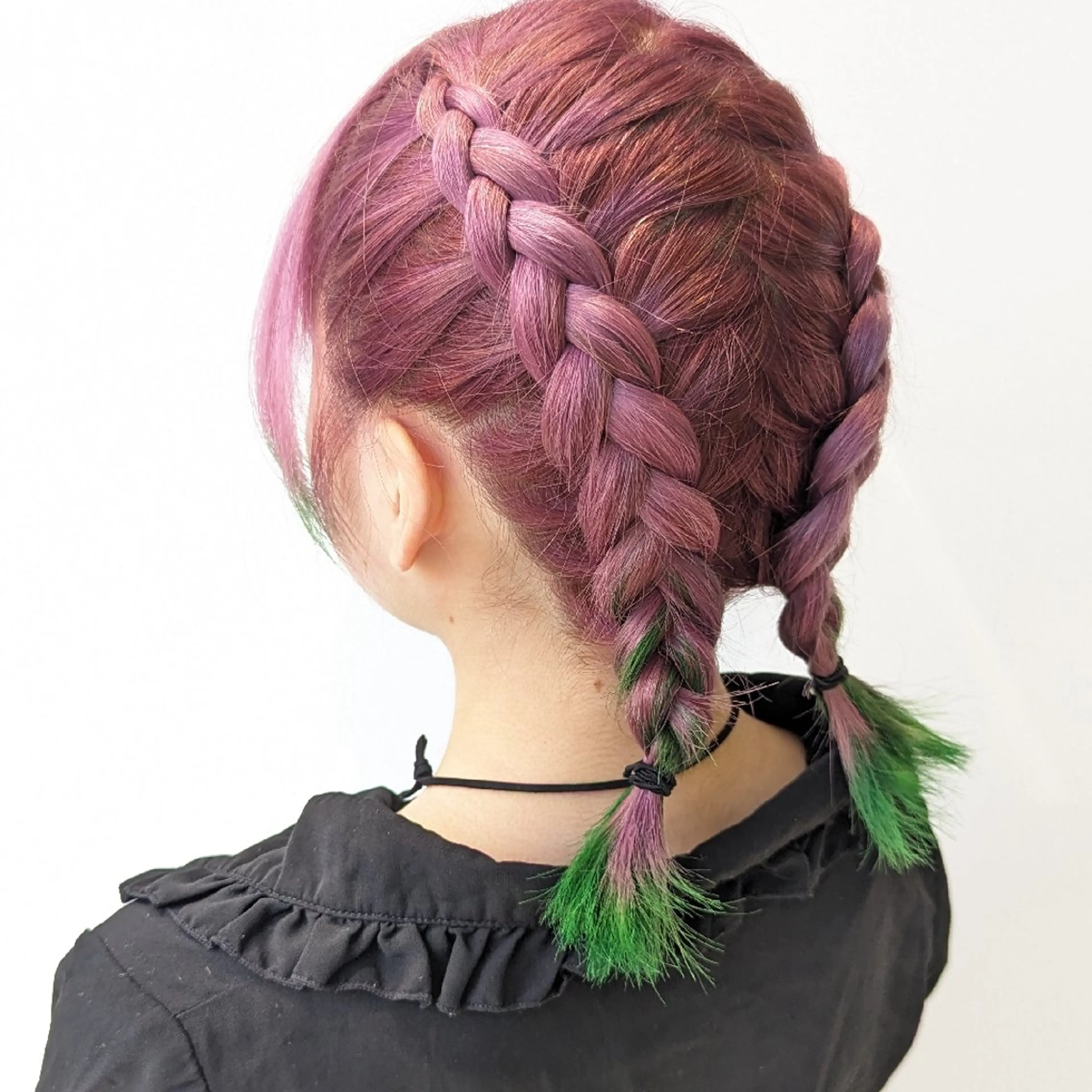 ミディアム カラー ヘアアレンジ ピンクカラー カット ヘアカラー トリートメント fuwat所属・秋葉原でカラーする なら🐉ちぇーたんのヘアスタイル