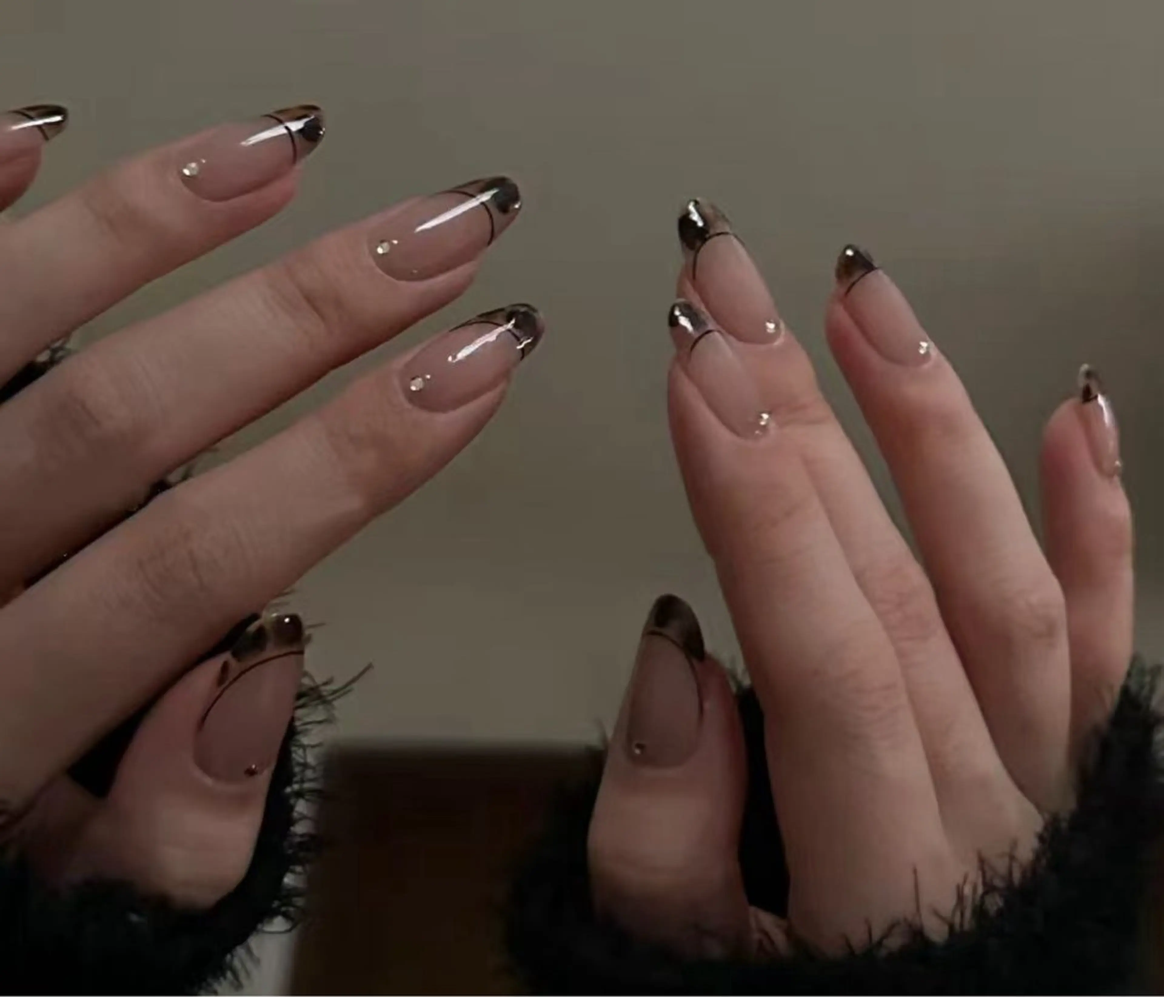 ネイル オーロラネイル フラワーネイル フットネイル フレンチネイル ジェルネイル ハンドネイル BabyYouMi nailのネイルデザイン