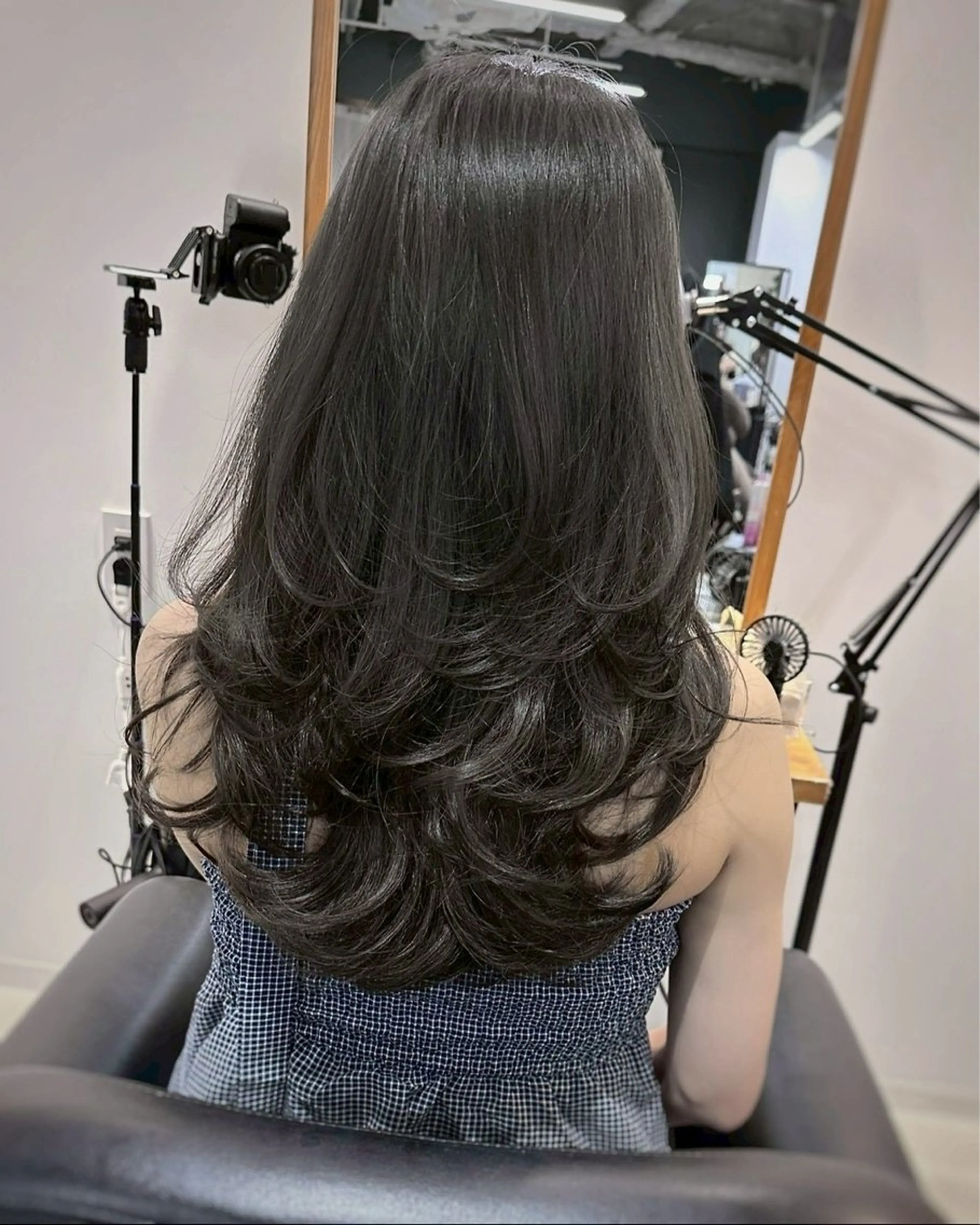 ロング カラー ブラウンカラー グレージュ ロング ヘアカラー かみしー/艶カラー /ブラウンカラーのヘアスタイル