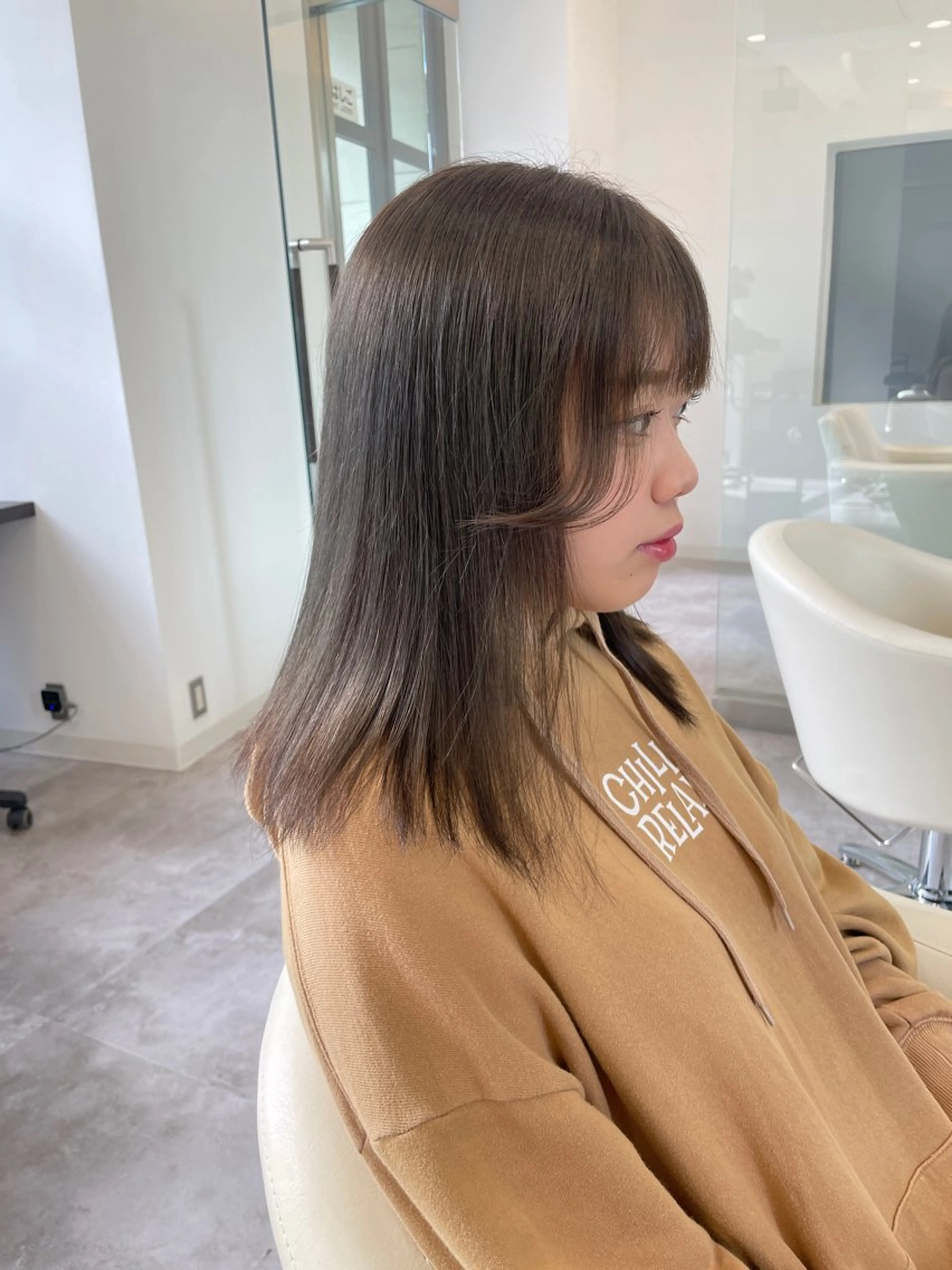 セミロング カラー グレージュ オリーブグレージュ オリーブグレー 🤎渋谷髪質改善 |mei🤎のヘアスタイル