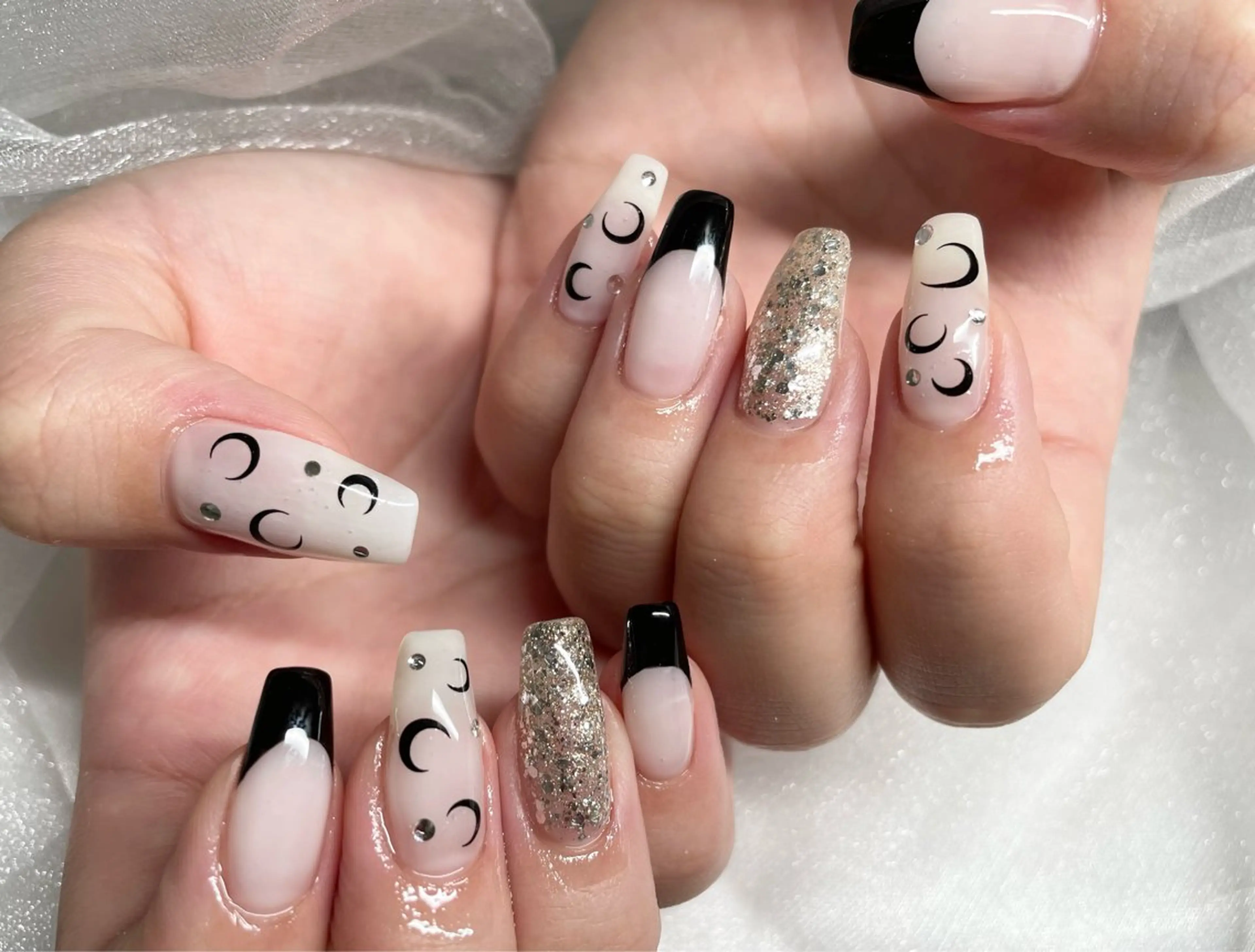 ネイル ハンドネイル Roi〈ロワ〉 Minakoのネイルデザイン