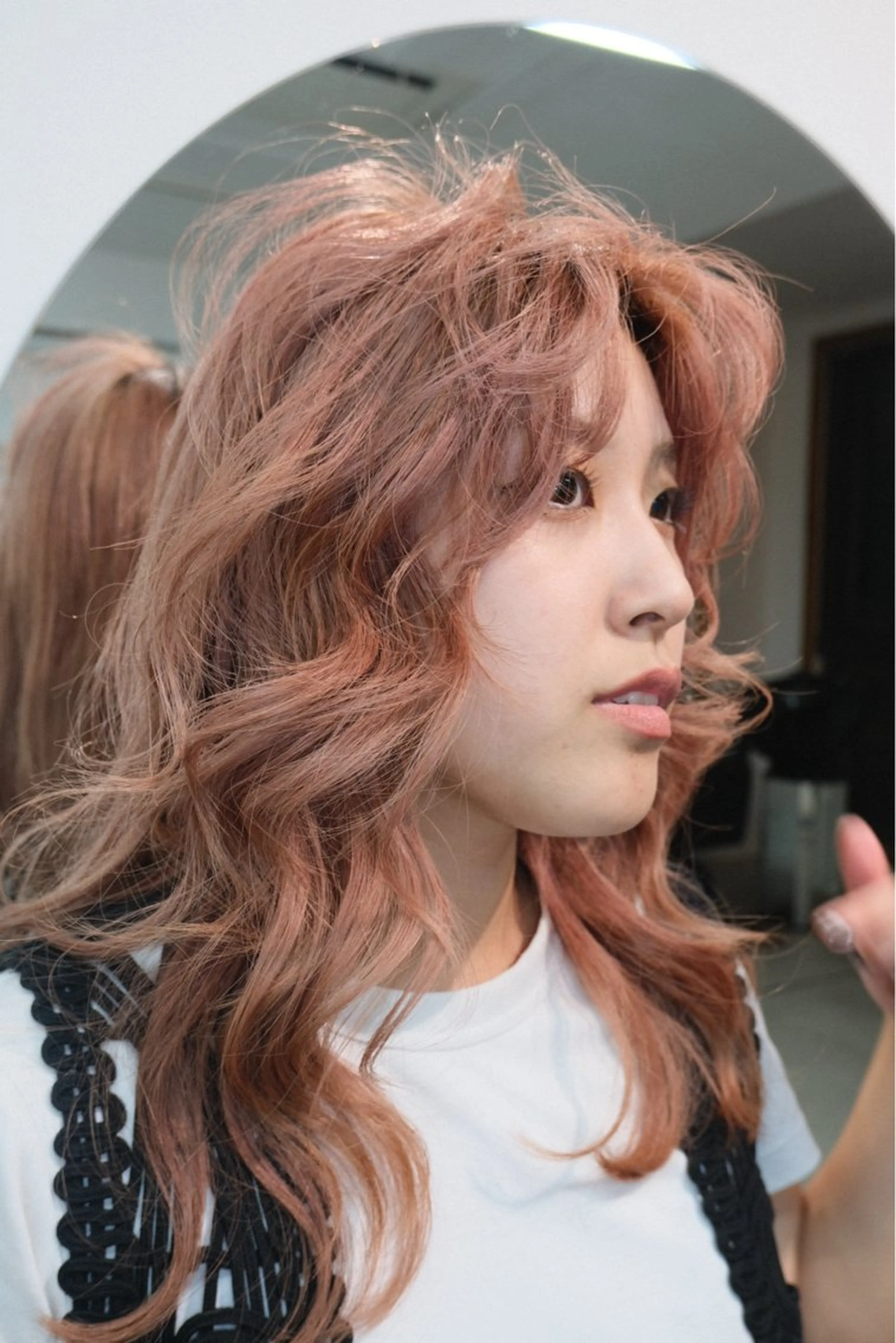 セミロング カラー カット 縮毛矯正 トリートメント mEg hair creation 新川崎所属・カラー/塚原里沙 川崎のヘアスタイル