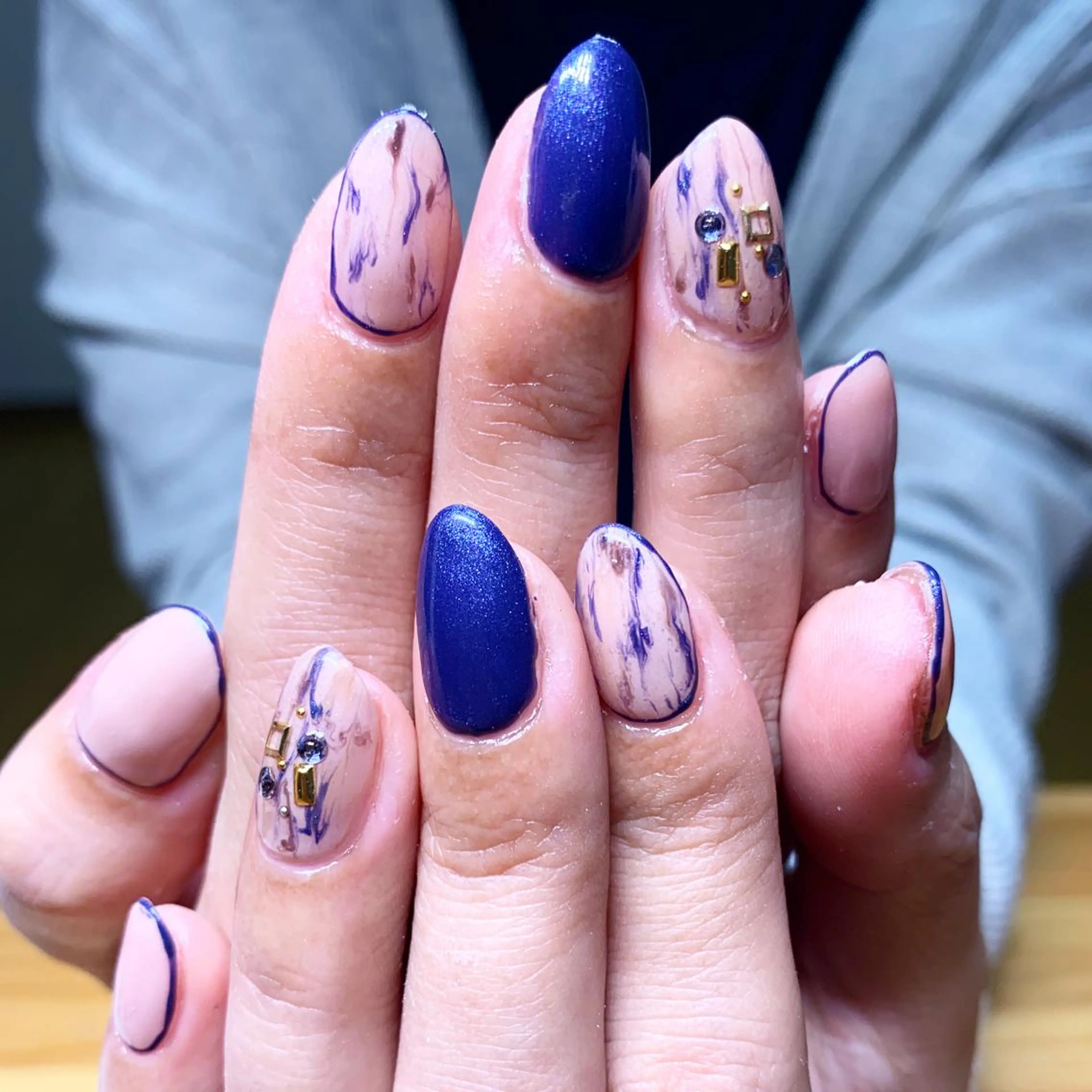 ネイル ハンドネイル フットネイル Adite nailのネイルデザイン