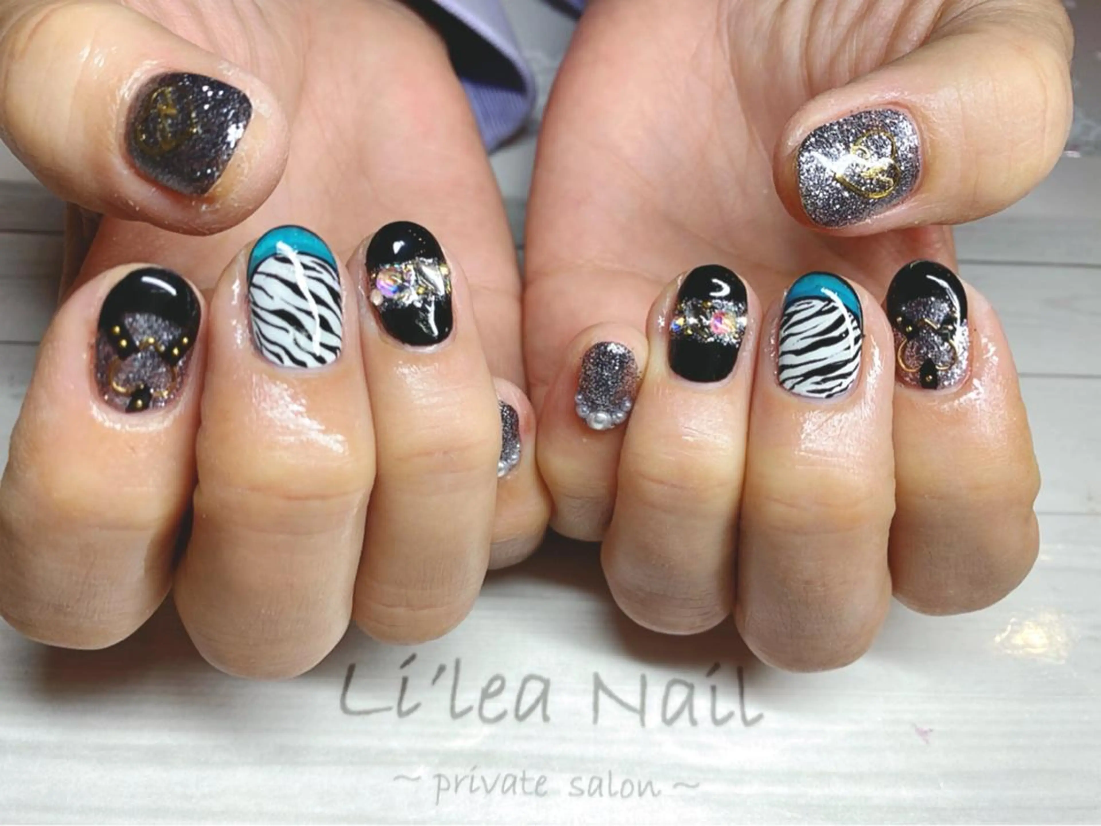 ネイル Li'leaNail AINAのネイルデザイン