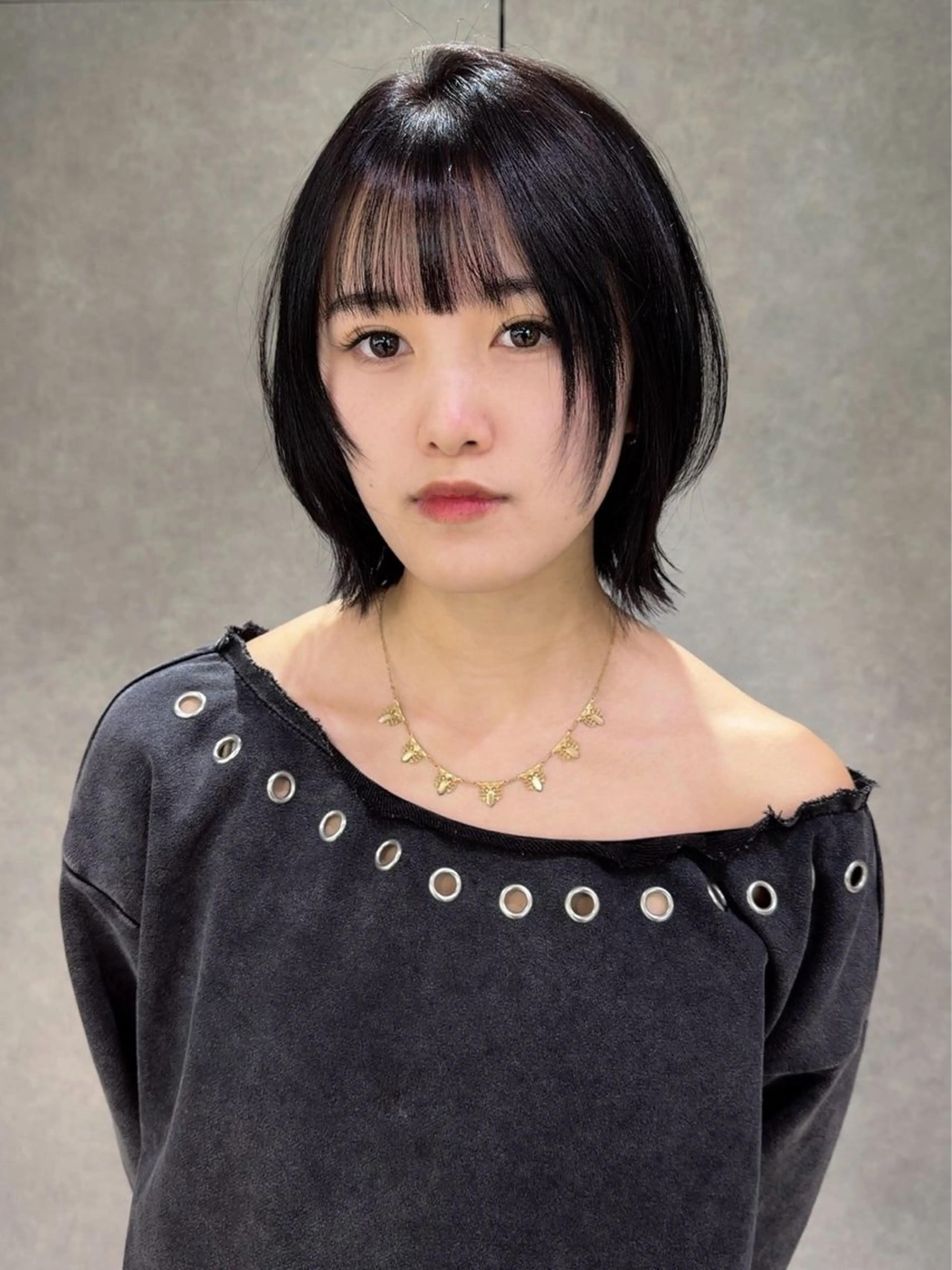 ショート カラー 黒髪 ブルーカラー ブルーブラック ボブ カット ヘアカラー yu-kaハッシュ カット/韓国レイヤーのヘアスタイル