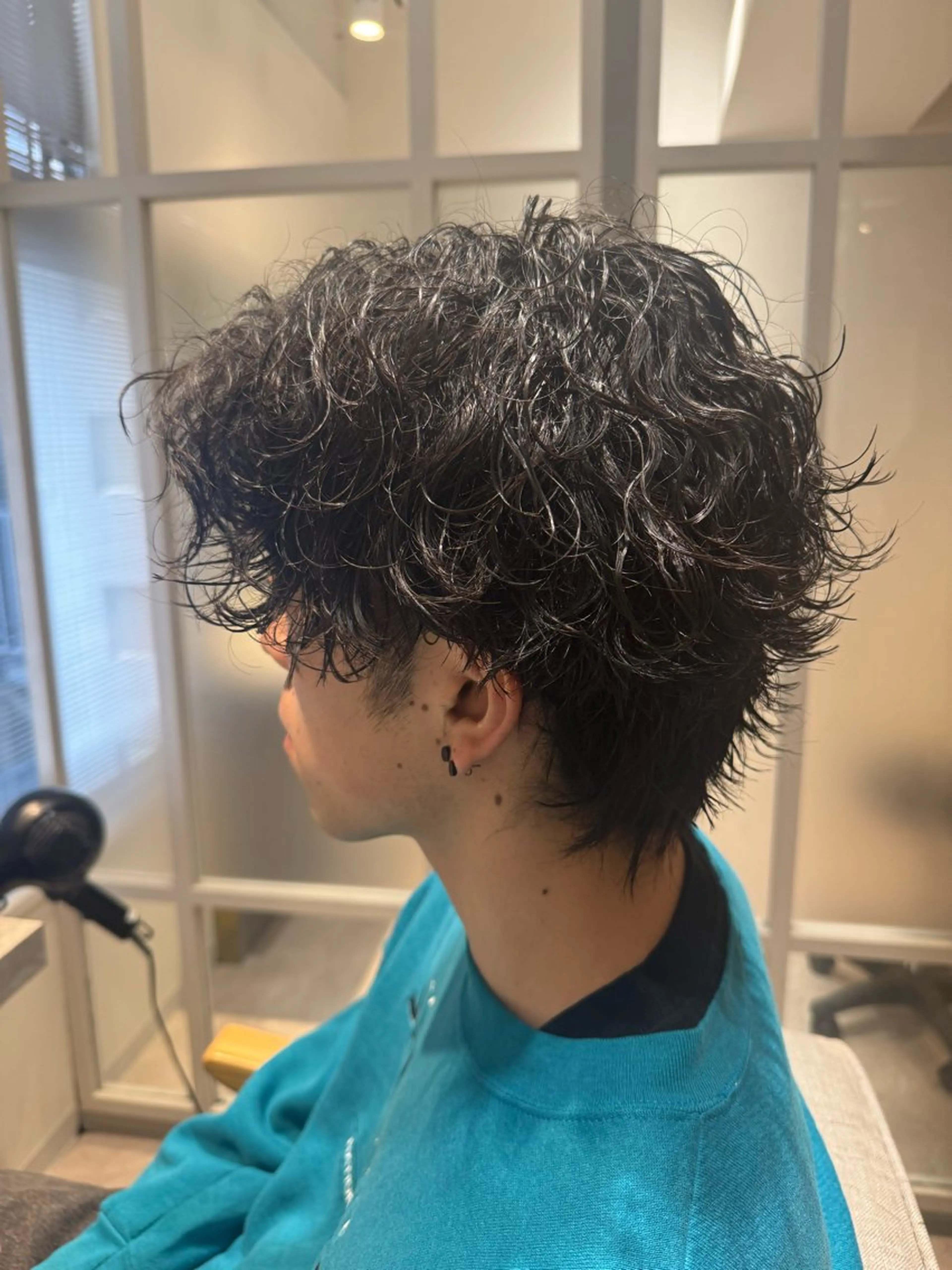 パーマ メンズ センターパート マッシュ メンズパーマ メンズショート ツイストスパイラルパーマ カット パーマ ⭕️メンズパーマ⭕️ 山口　裕太郎のヘアスタイル