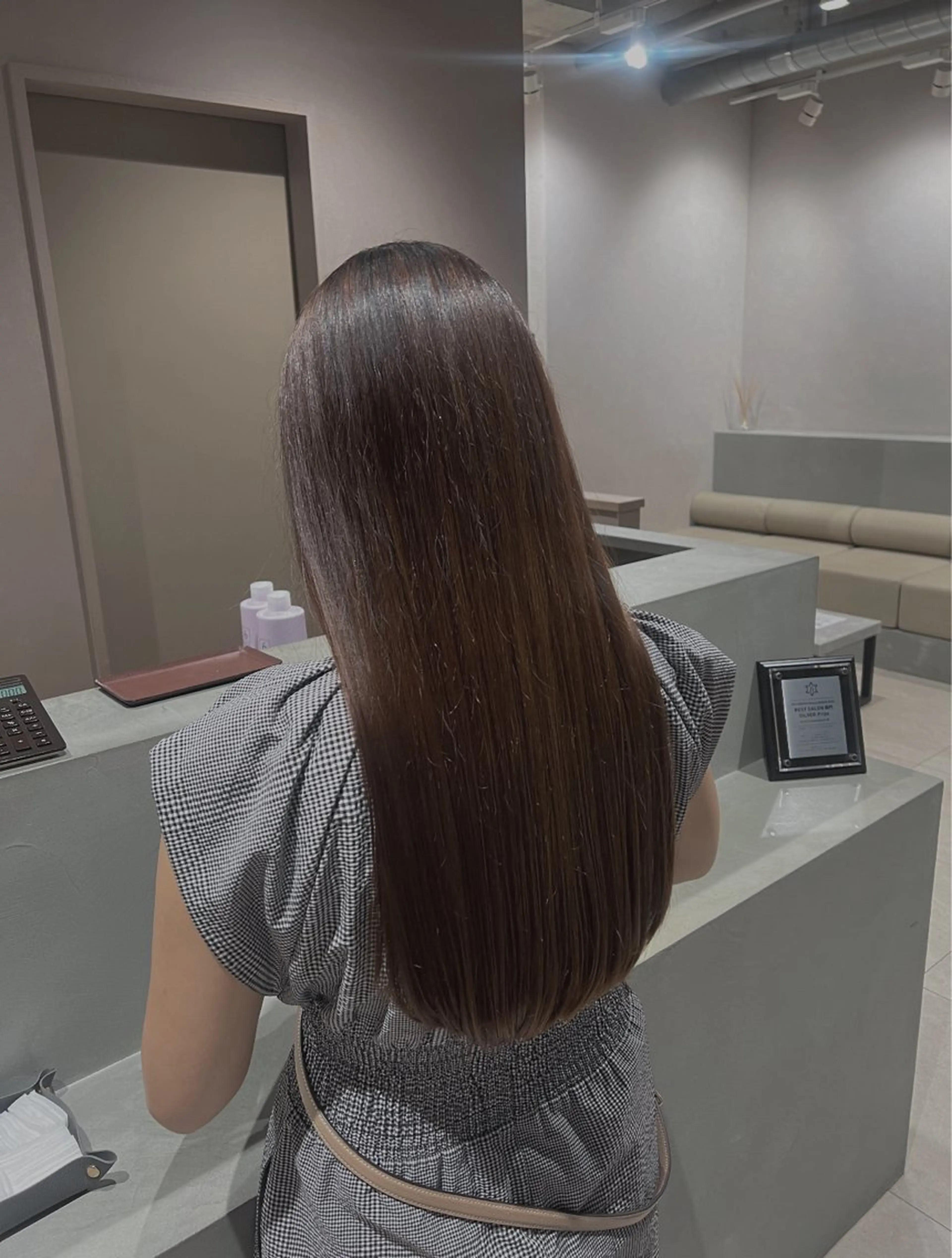 カラー ヘアカラー トリートメント aya / カットカラーのヘアスタイル