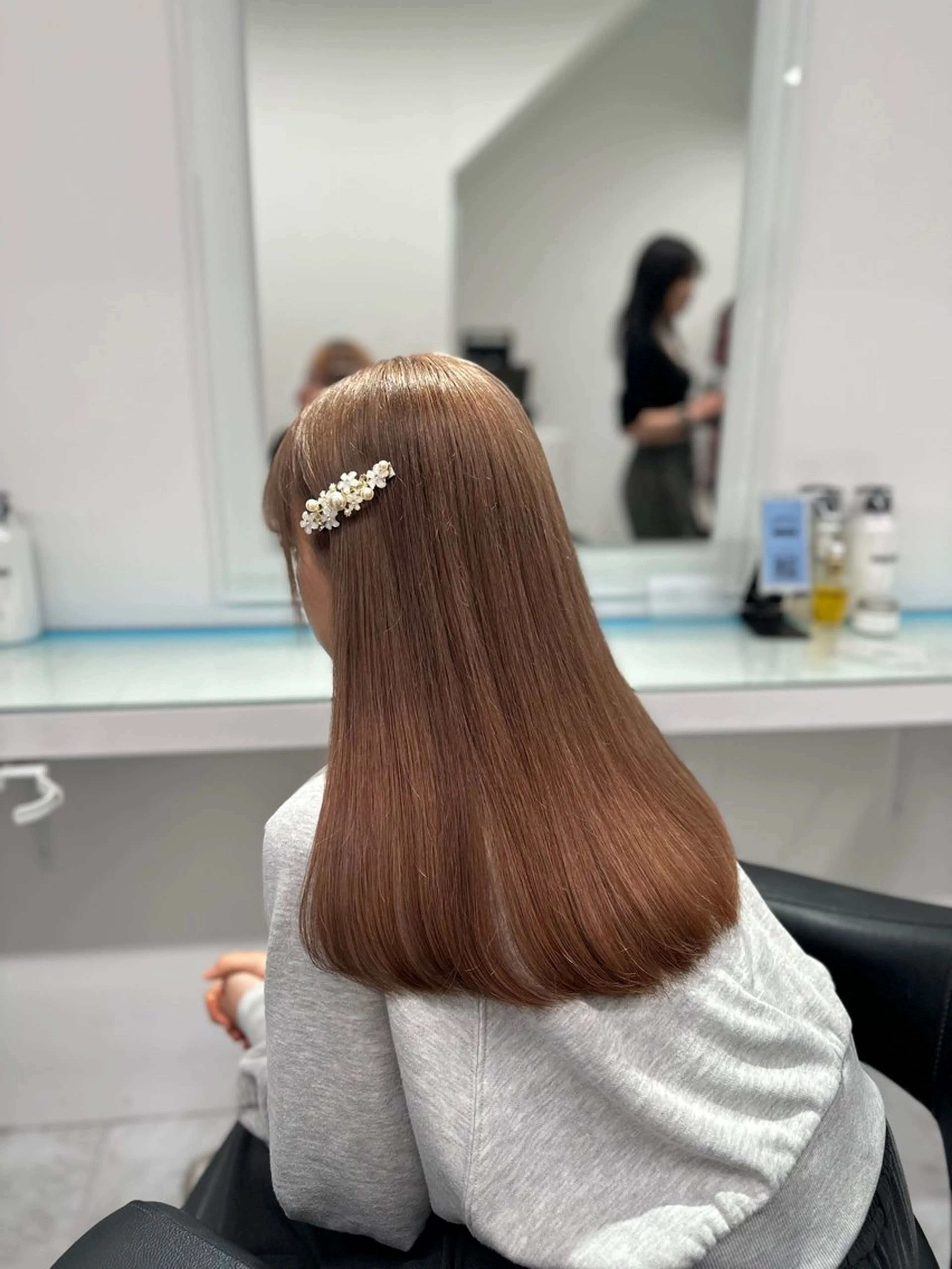 ロング カラー ヘアカラー トリートメント ヘッドスパ ヘアセット ❄最強かわいいカラー ❄️MINA❄️のヘアスタイル