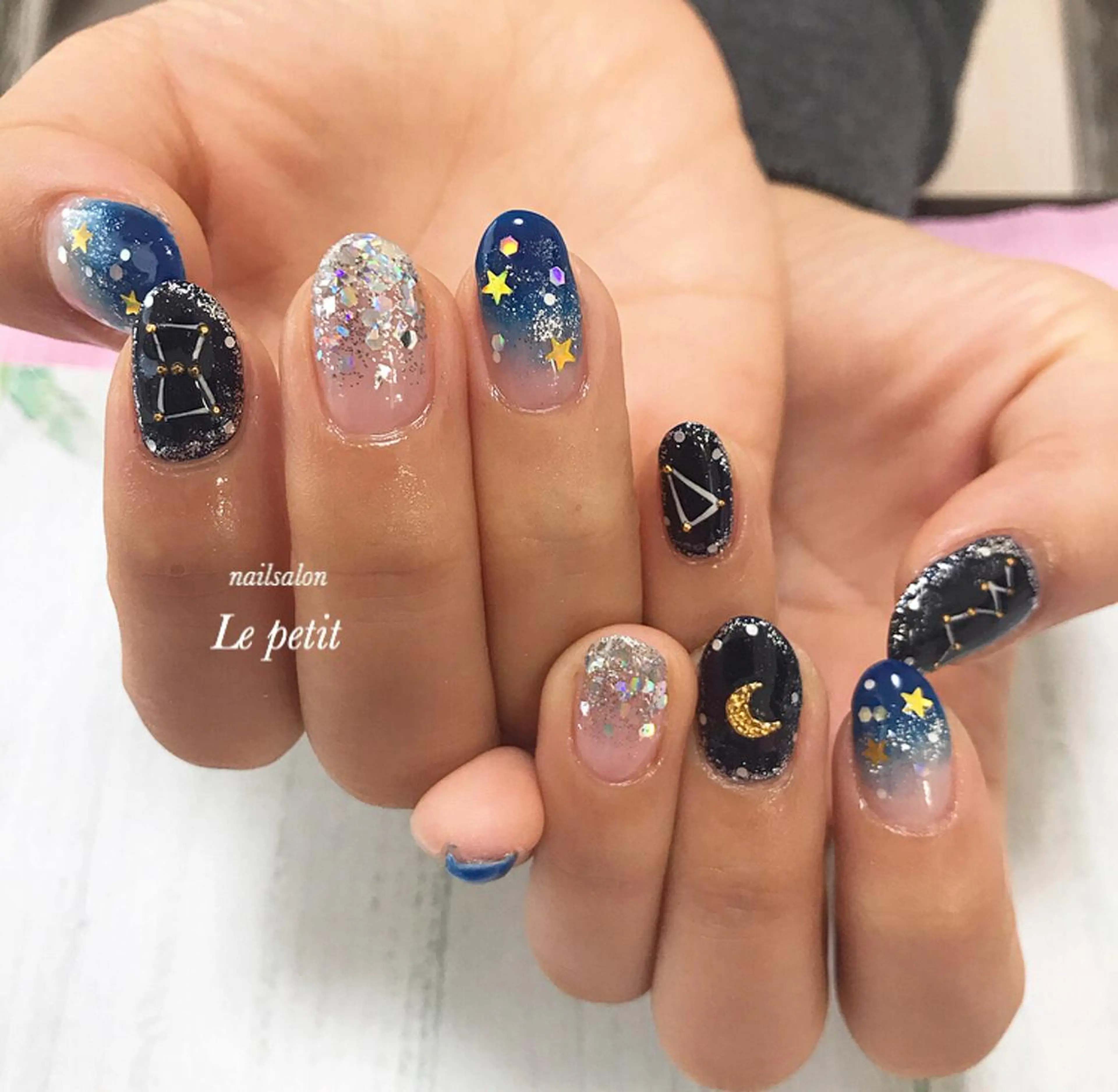 ネイル 石野 広佳のネイルデザイン