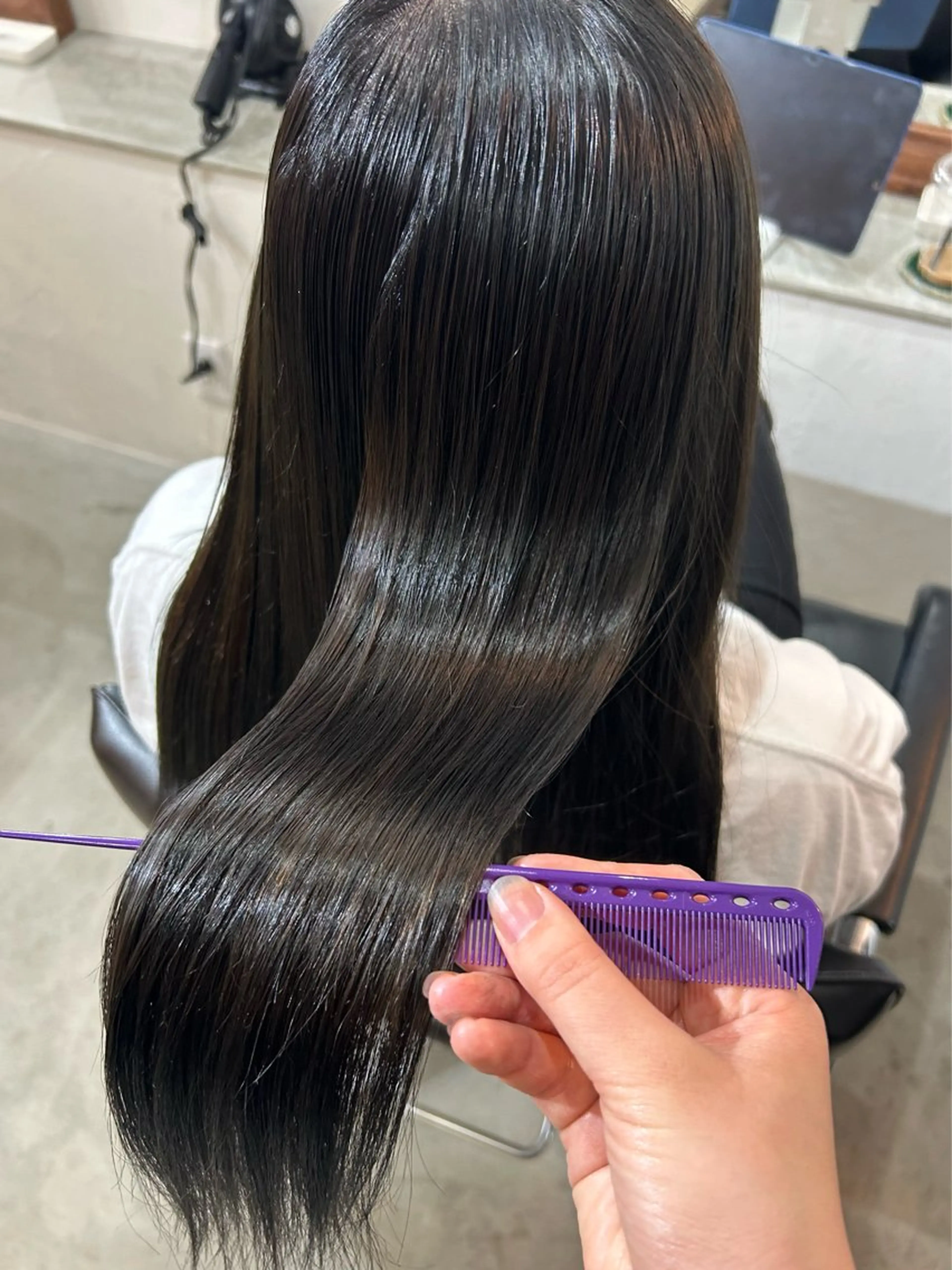 セミロング (𝐡)𝐰𝐢𝐦 𝐲𝐮𝐧𝐚のヘアスタイル