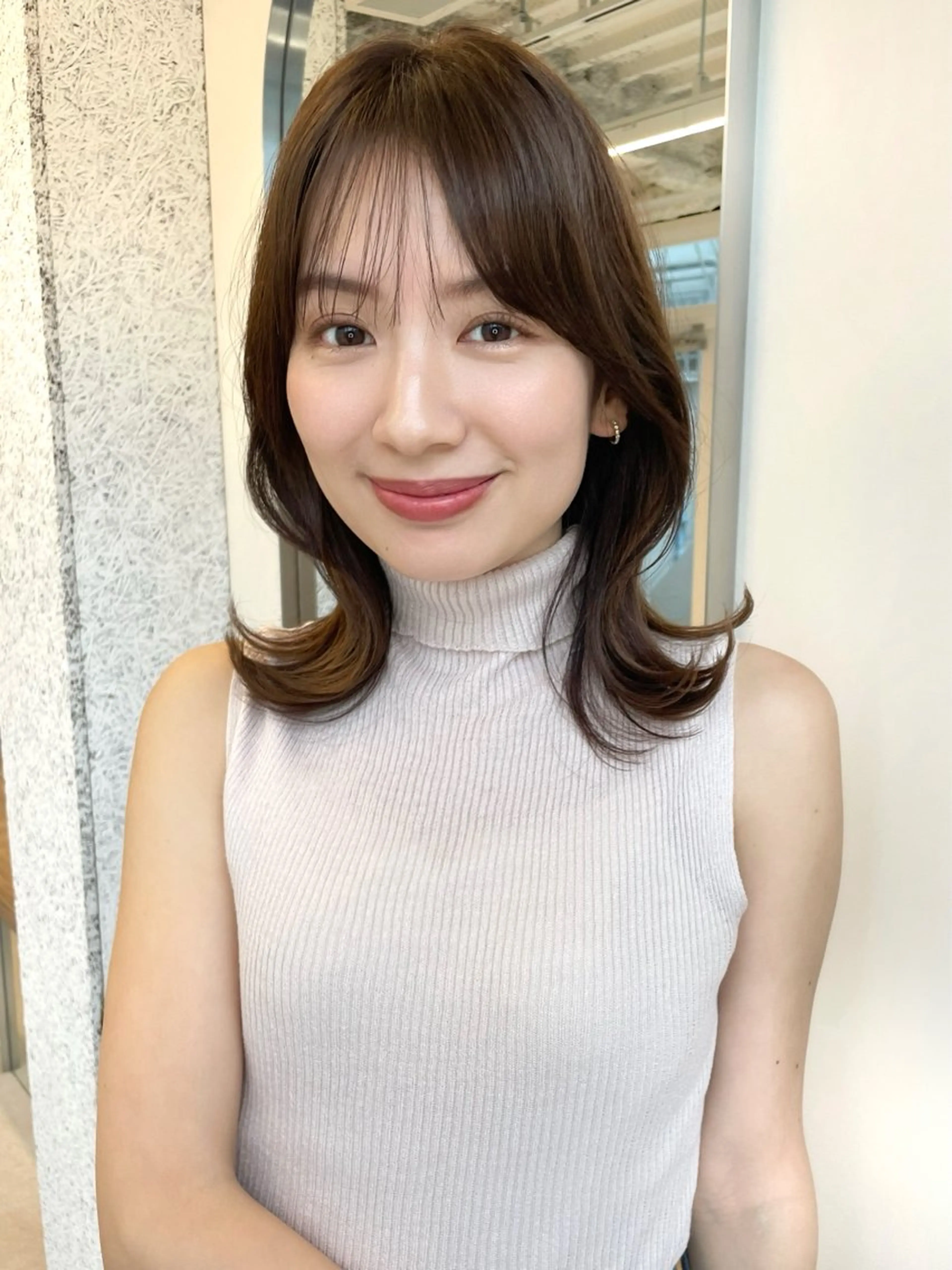 ミディアム カラー 切りっぱなしボブ ボブレイヤー ボブ くびれヘア 伸ばしかけ カット ヘアカラー 結べるレイヤーボブ くびれLady表参道のヘアスタイル