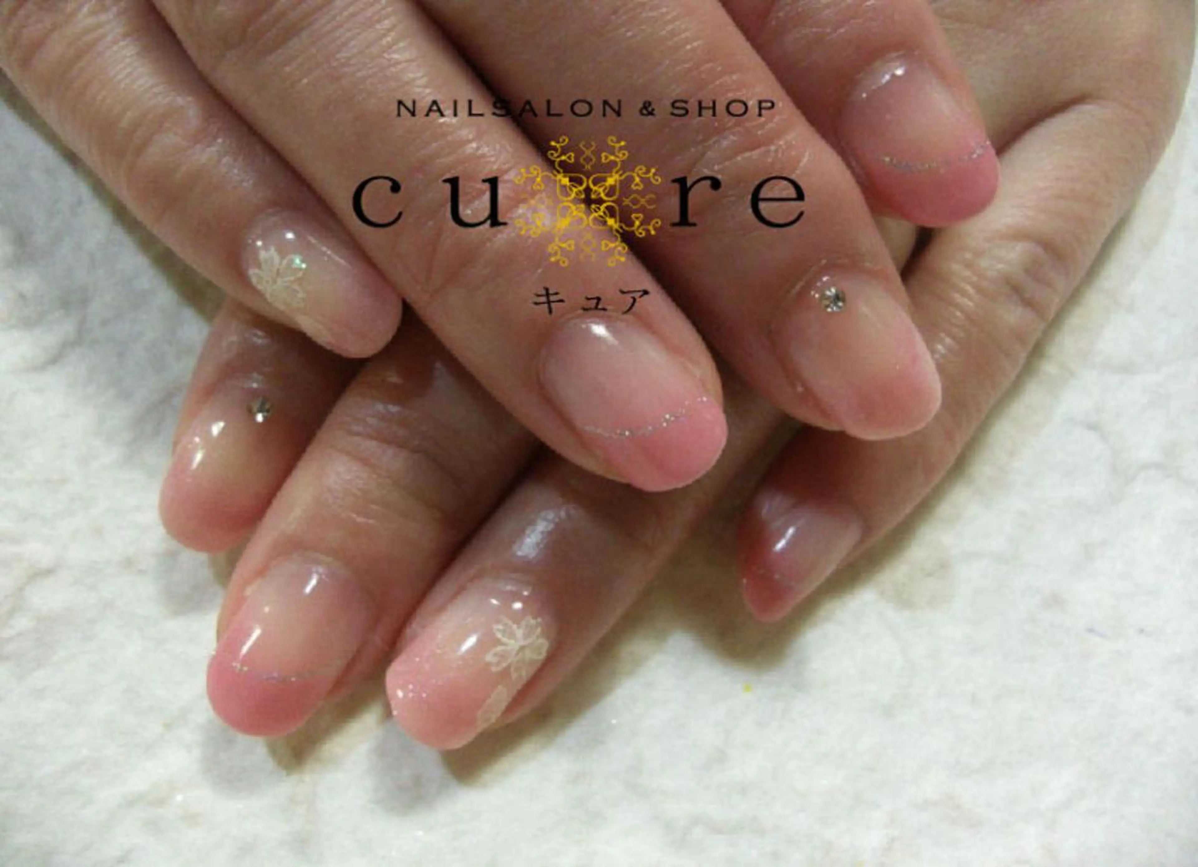 ミディアム ネイル ネイルサロン Cureのネイルデザイン